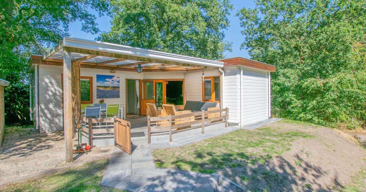 Witte Bungalow — 2
