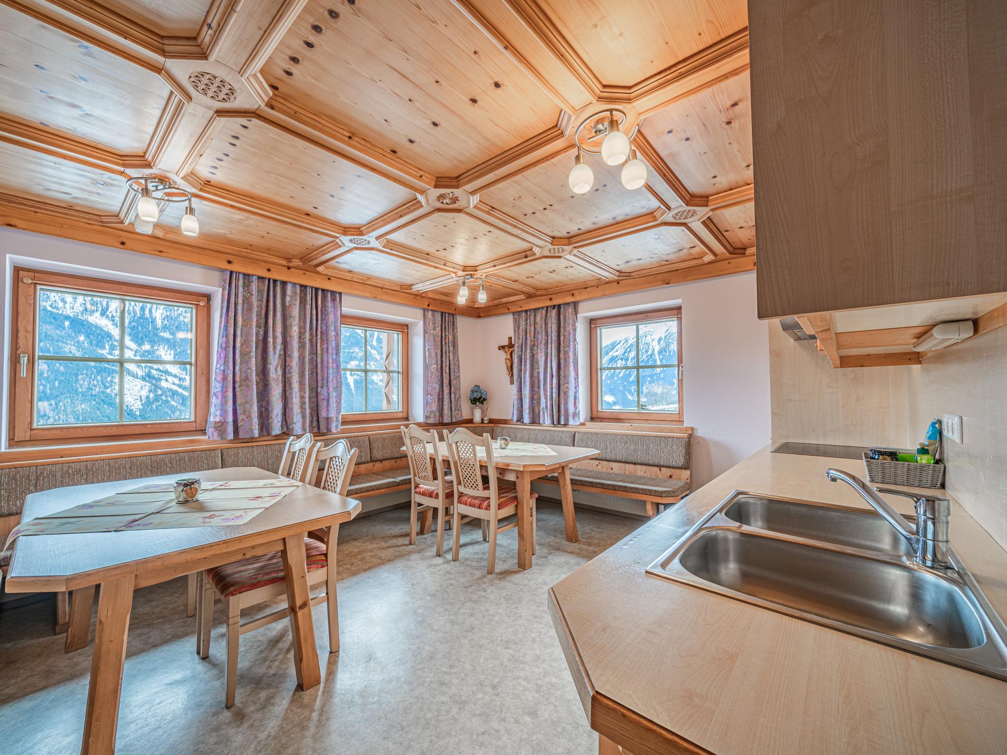 Bathroom facilities at Brandtner Bauer in Wald im Pinzgau