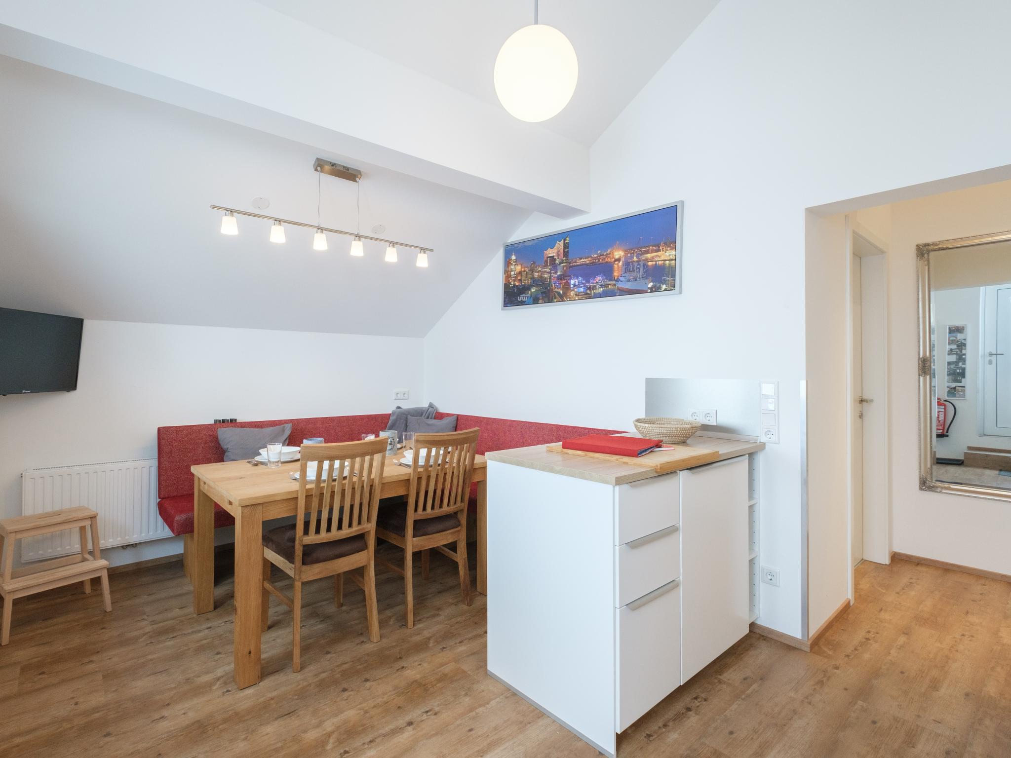 Modern kitchen at Kobelhäusl bei Hause Groß in Neukirchen am Großvenediger