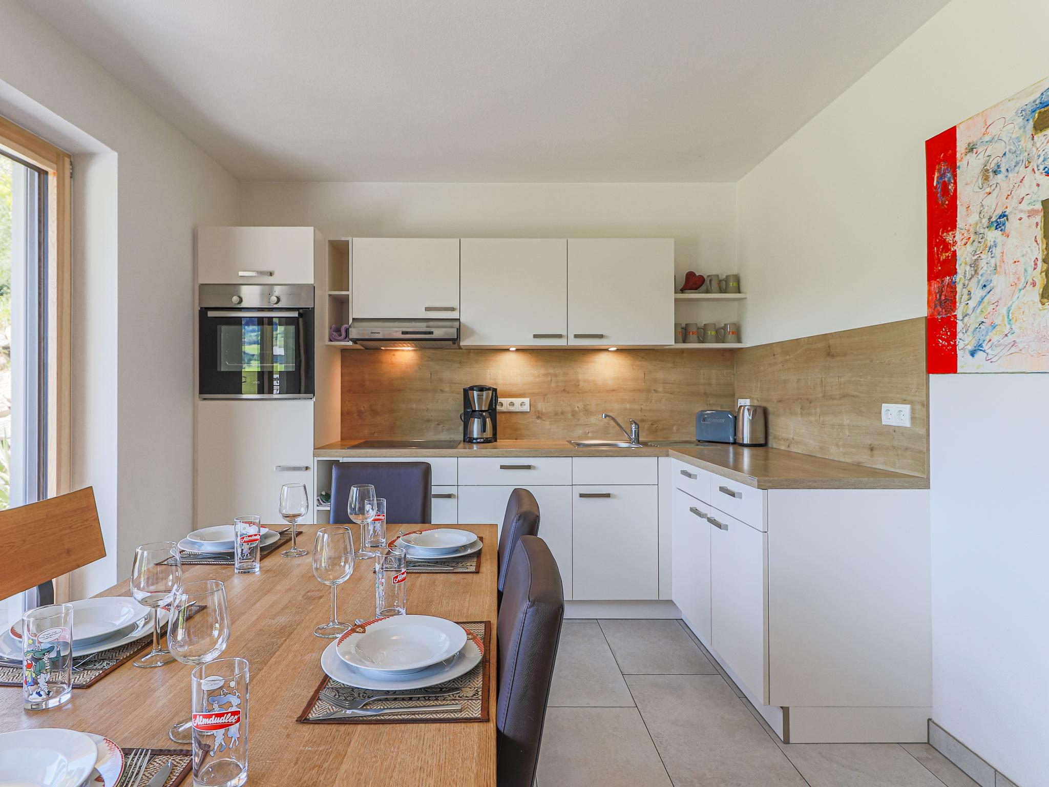 Modern kitchen at Ferienhaus Rabl in Itter