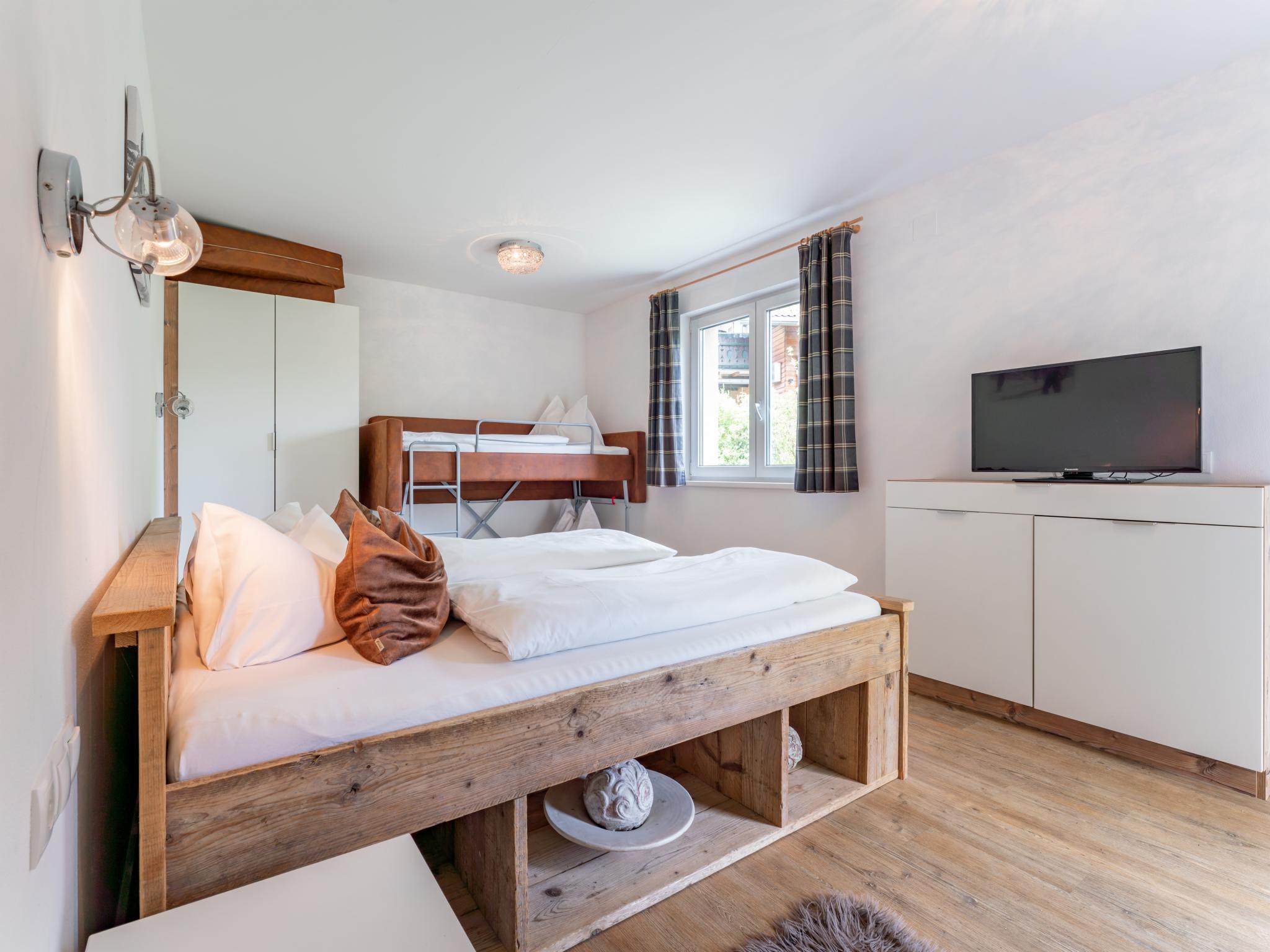 Swimming pool area at Miranda I in Zell am See