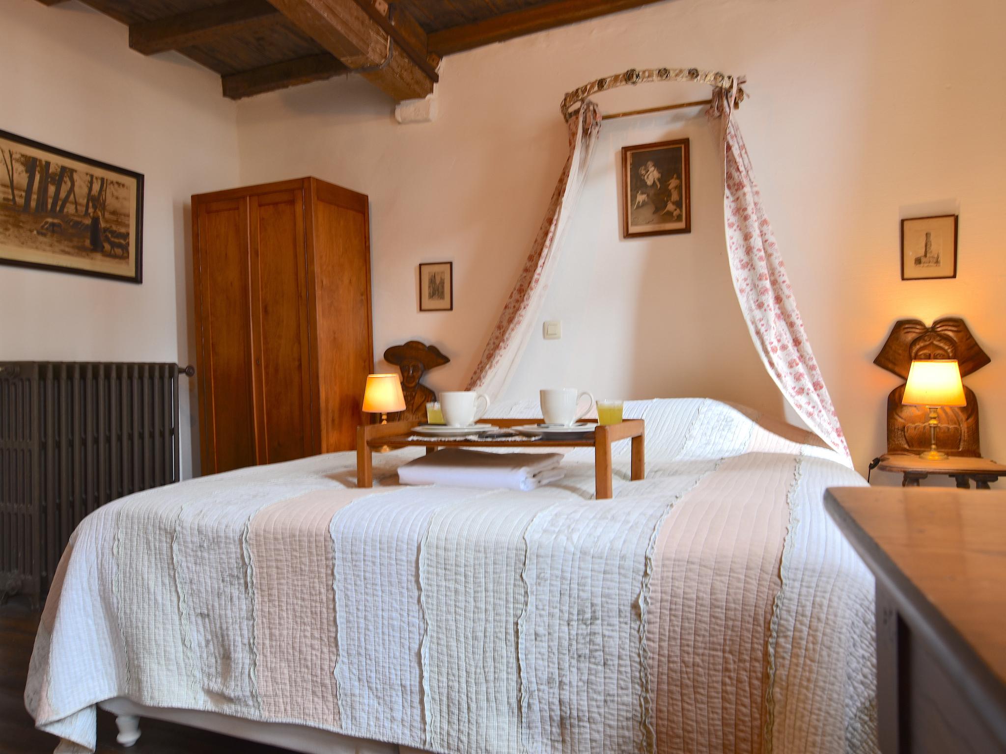 Swimming pool area at Theater Minne in Brugge