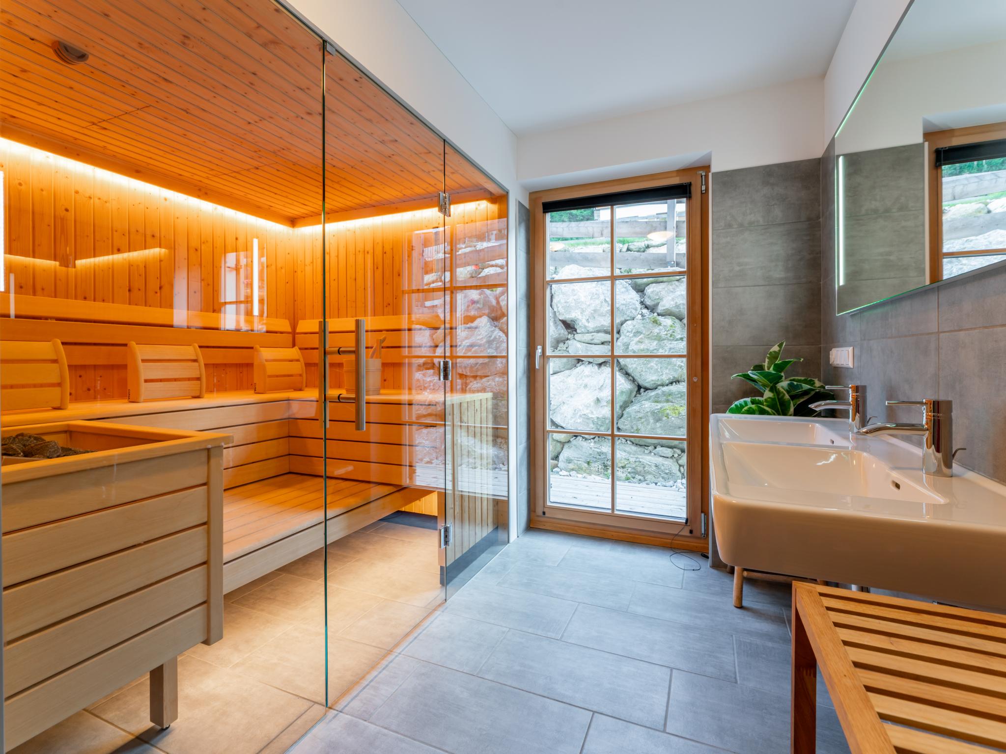 Bedroom with comfortable beds at Im grünen Herzen in Donnersbachwald