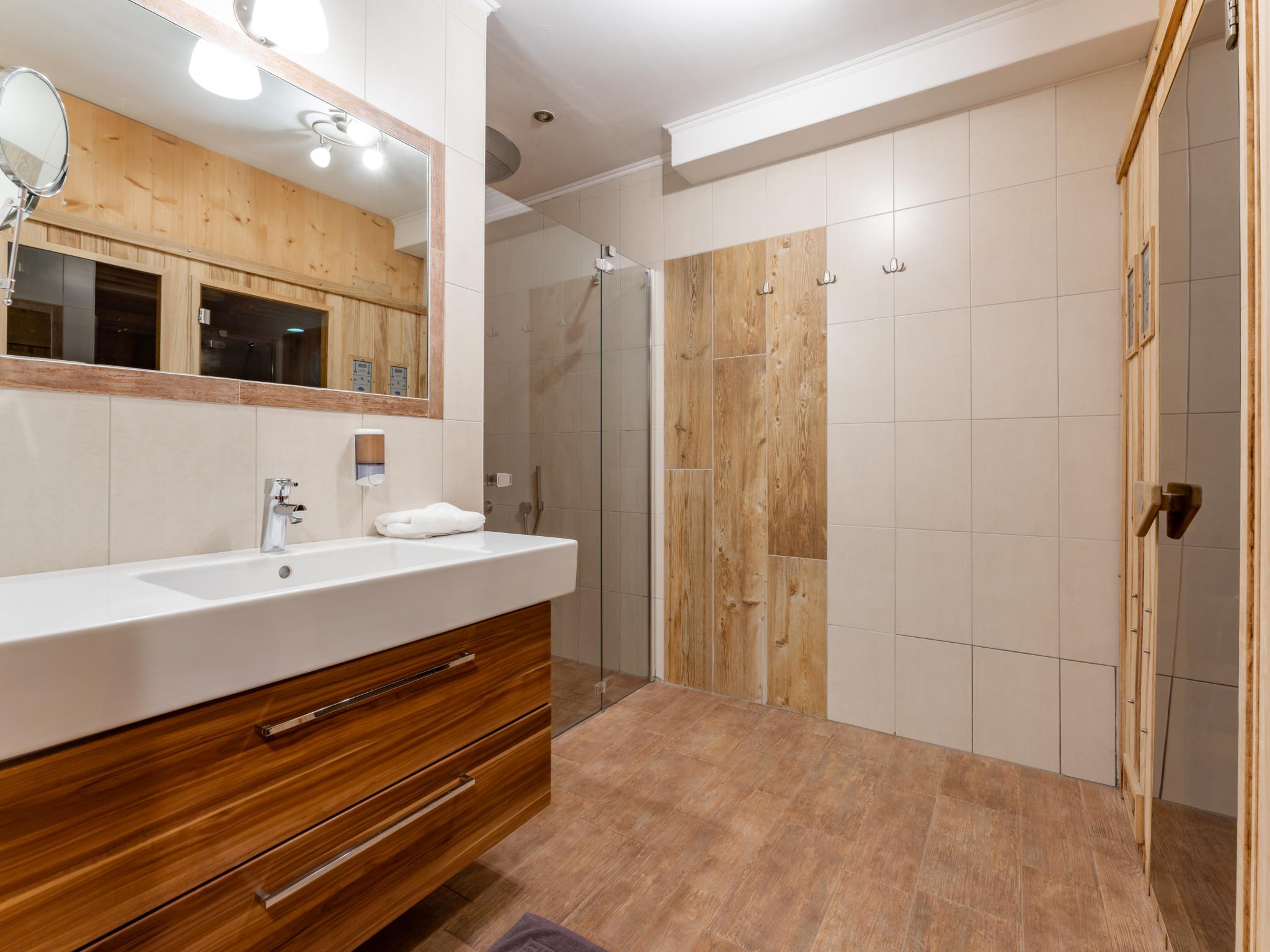 Outdoor terrace and views at Löhnersbach in Saalbach-Hinterglemm