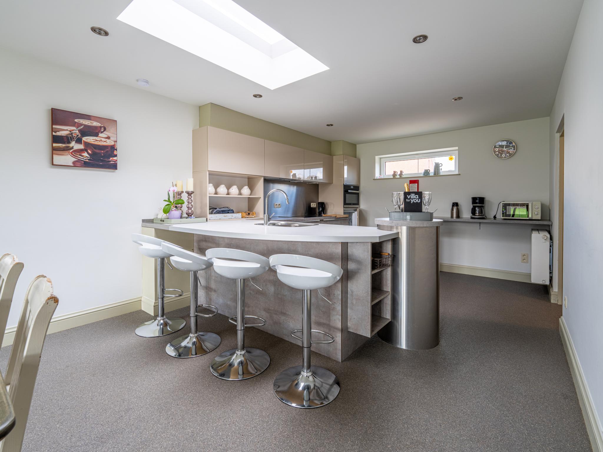 Bathroom facilities at Secretarishuis in Peer