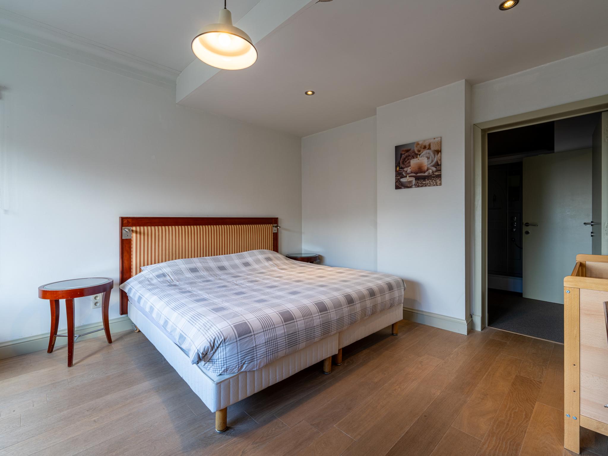 Outdoor terrace and views at Secretarishuis in Peer