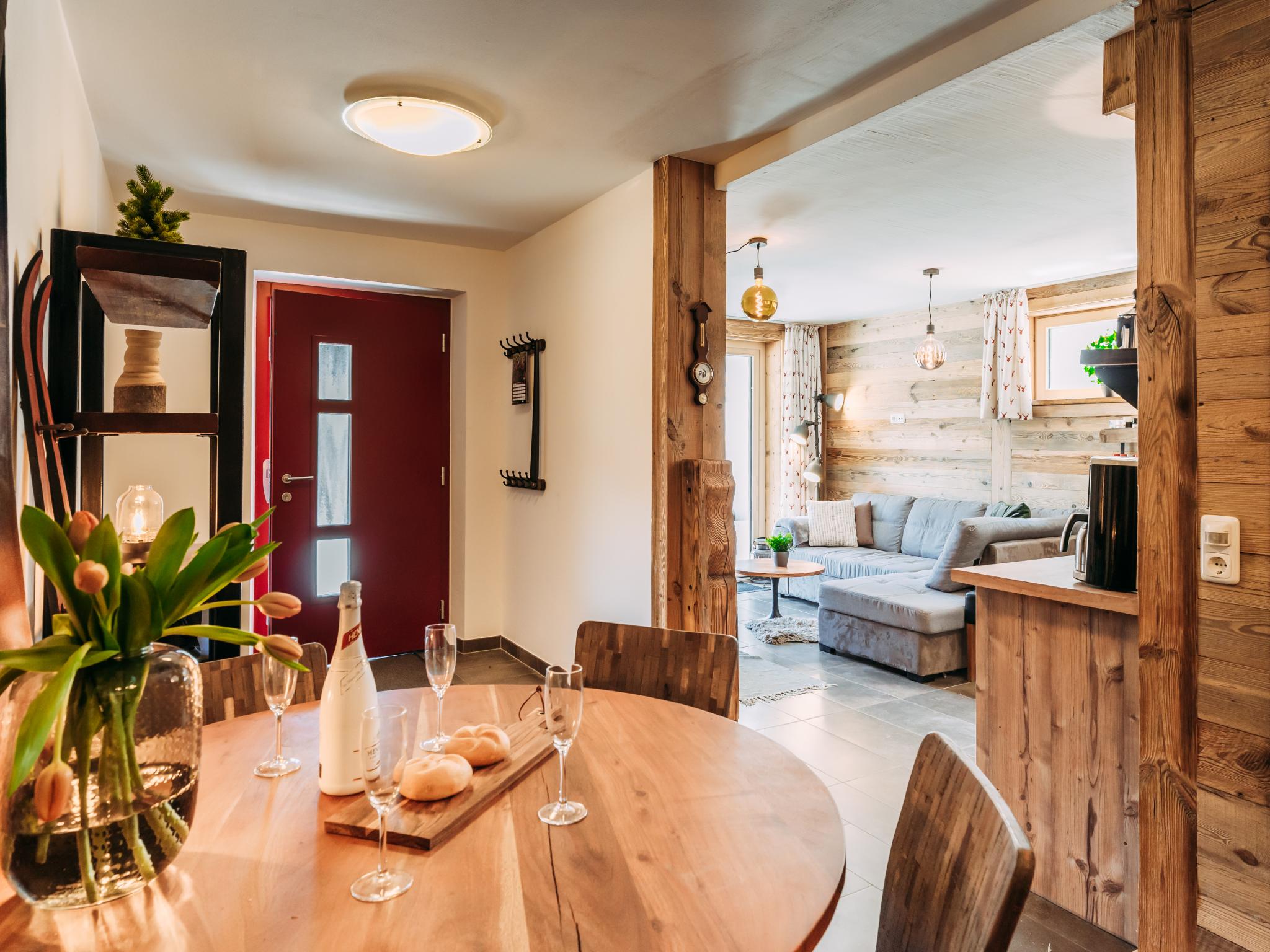 Swimming pool area at Goldhänchen in Rauris