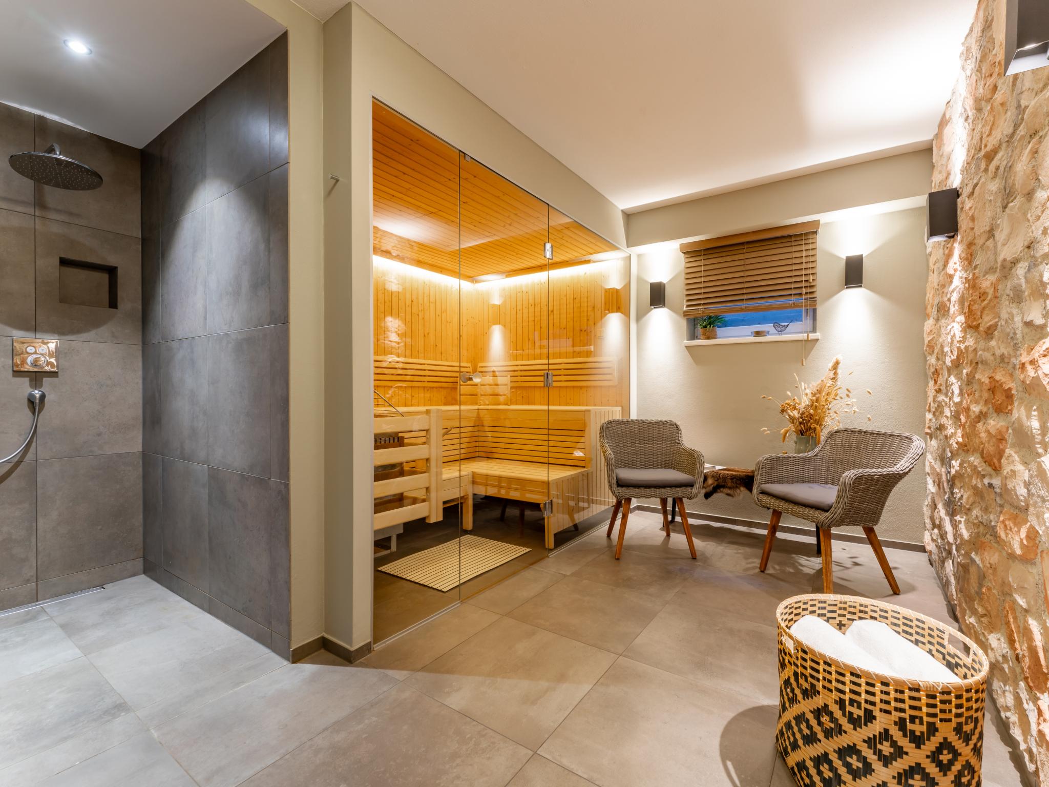 Living area at Chalet Schneelöwe L in Leogang