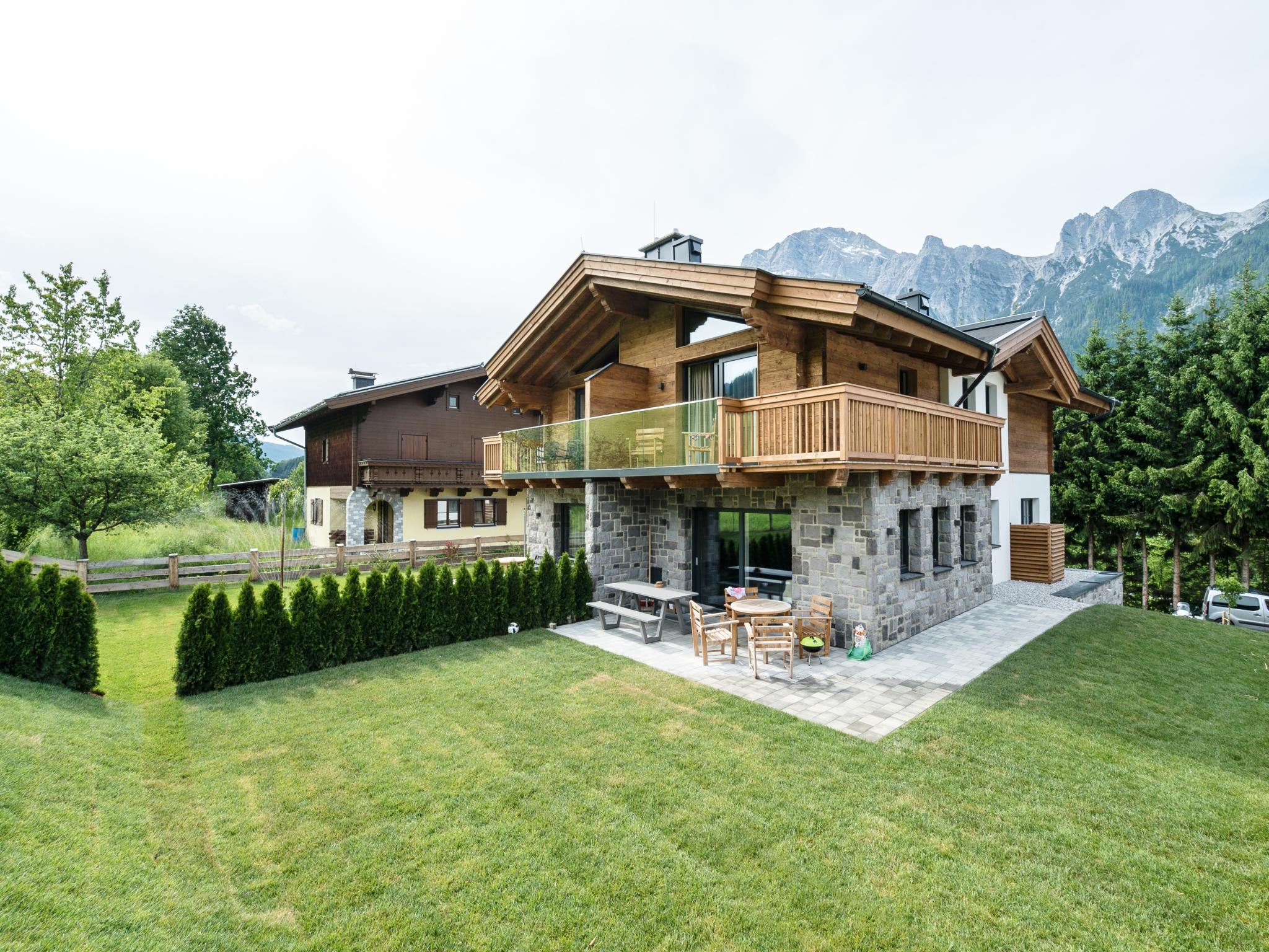 Chalet Schneelöwe XL Salzburgerland