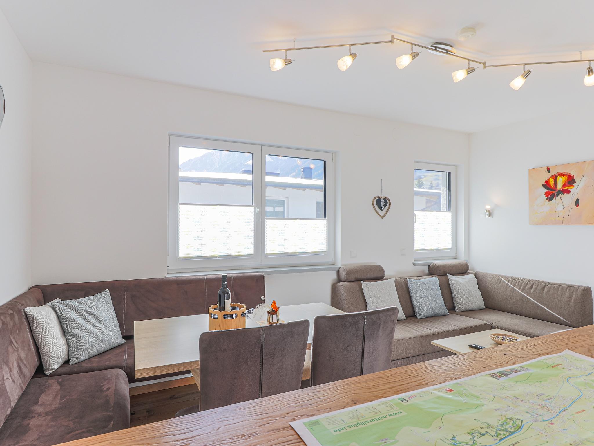 Modern kitchen at Ferienwohnung Feiel in Mittersill