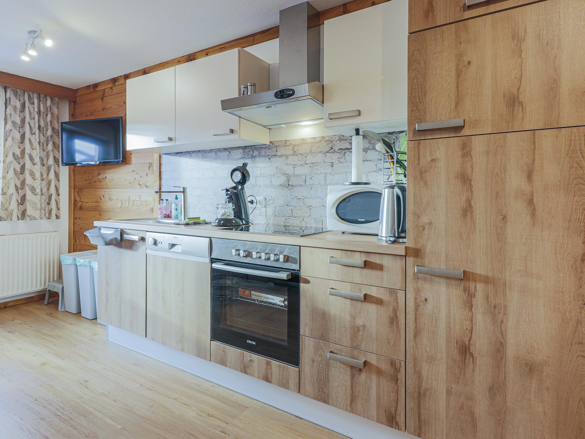 Swimming pool area at Igl Hof Top 1 in Westendorf