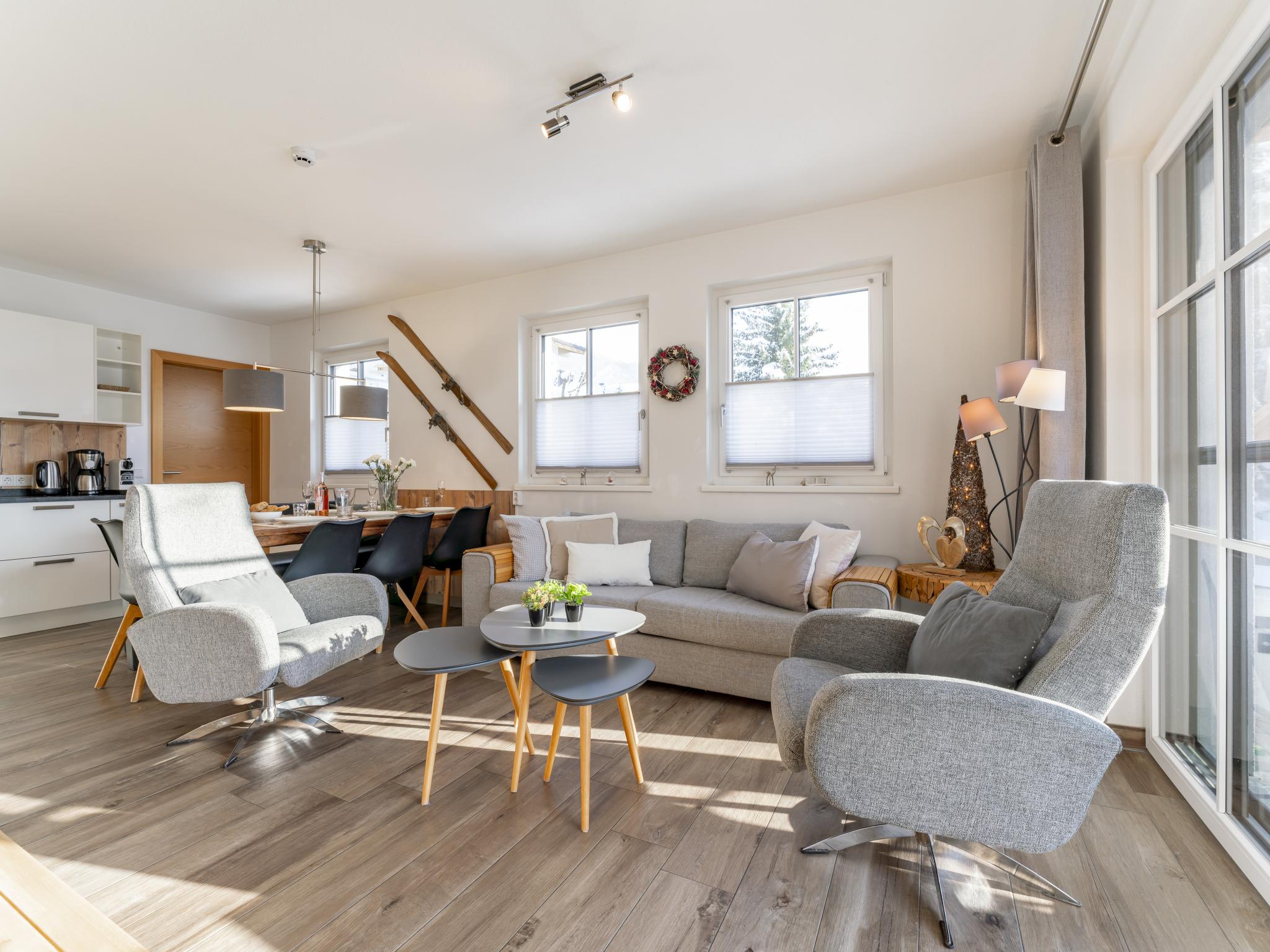 Swimming pool area at Luxury Tauern Suite Walchen Kaprun 6 in Piesendorf