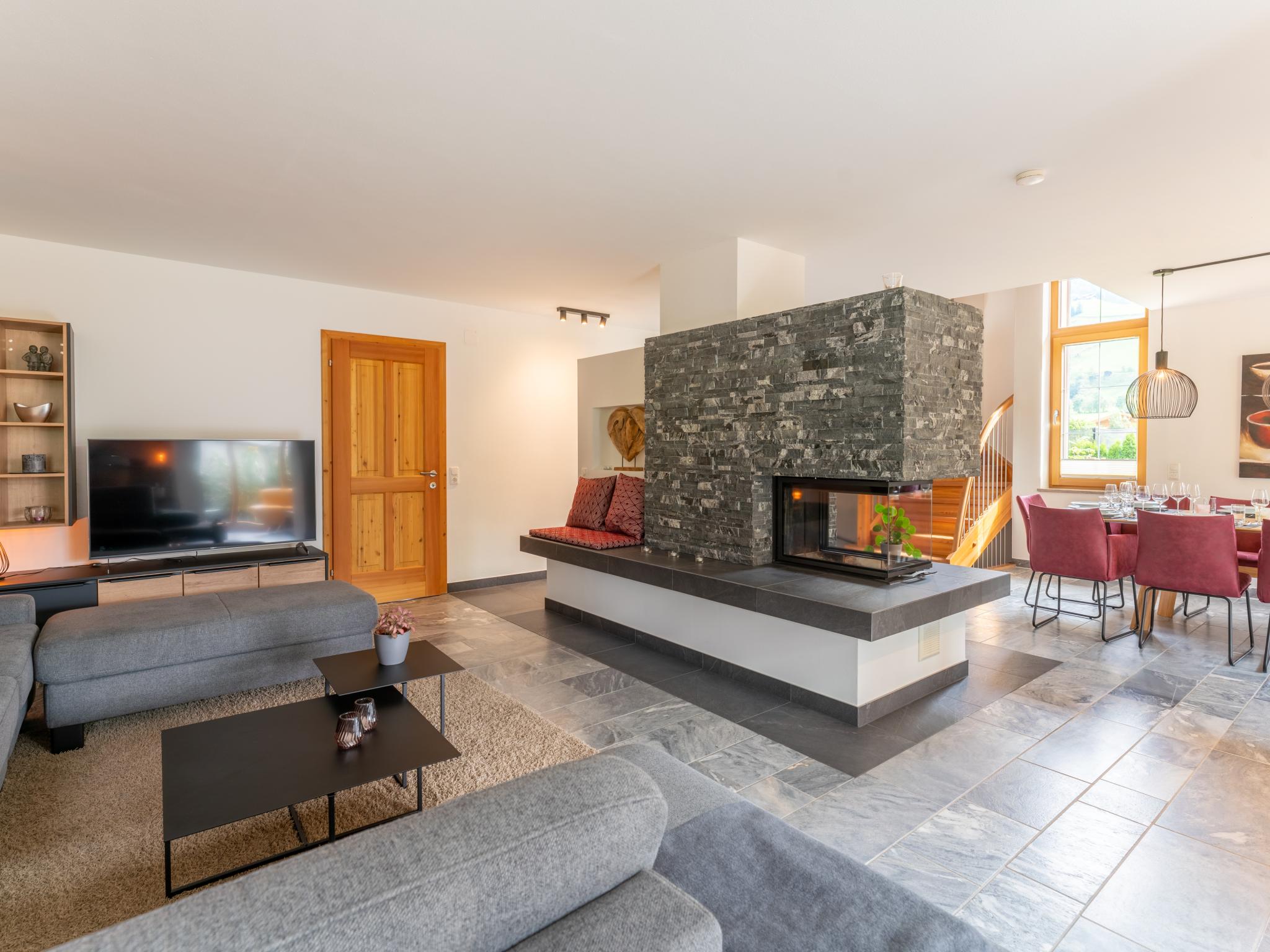 Bedroom with comfortable beds at Traunerfeld in Rauris