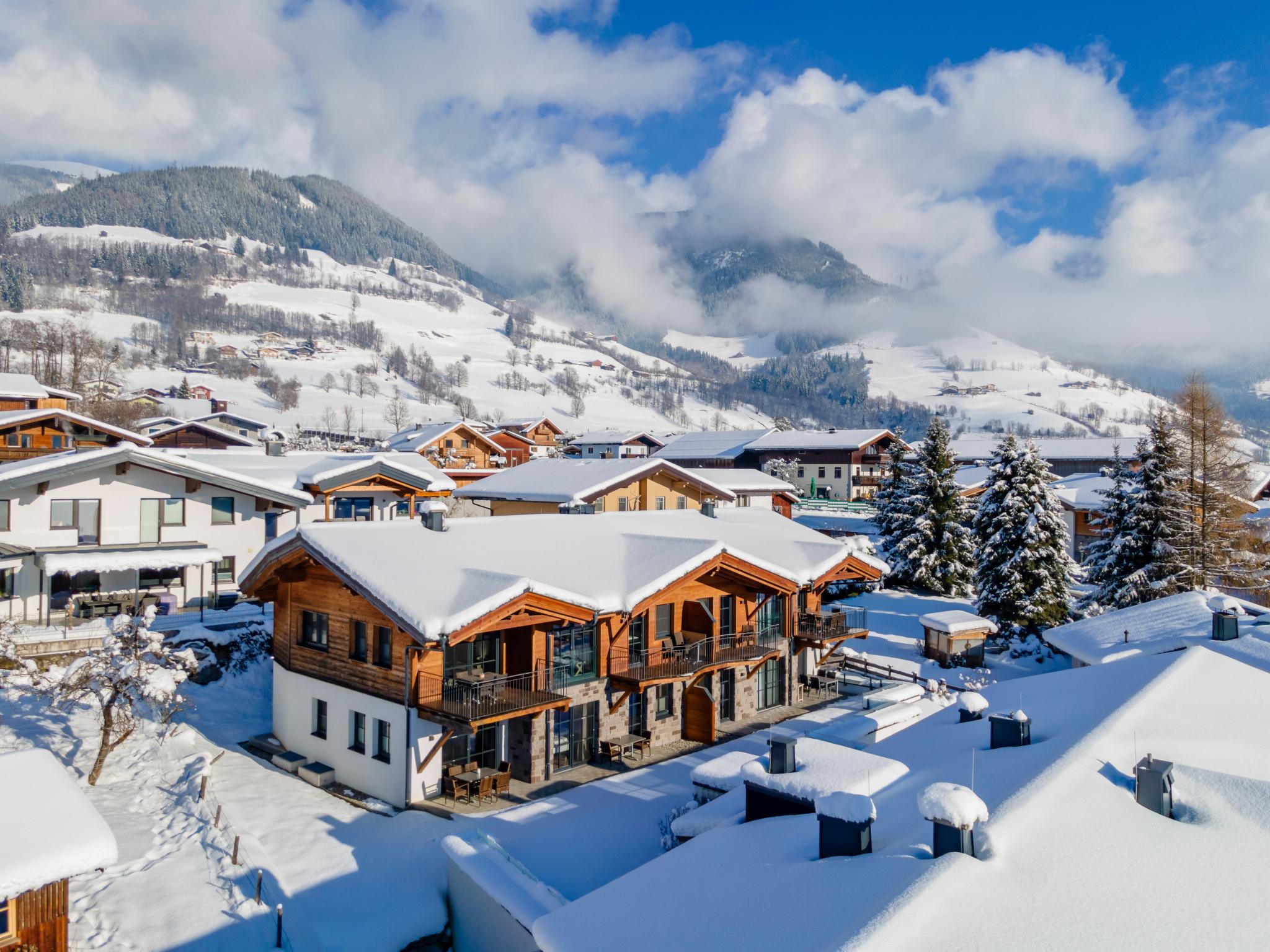 Foto bij Luxury Tauern Suite Walchen-Kaprun 7 in Piesendorf, via Villa for You