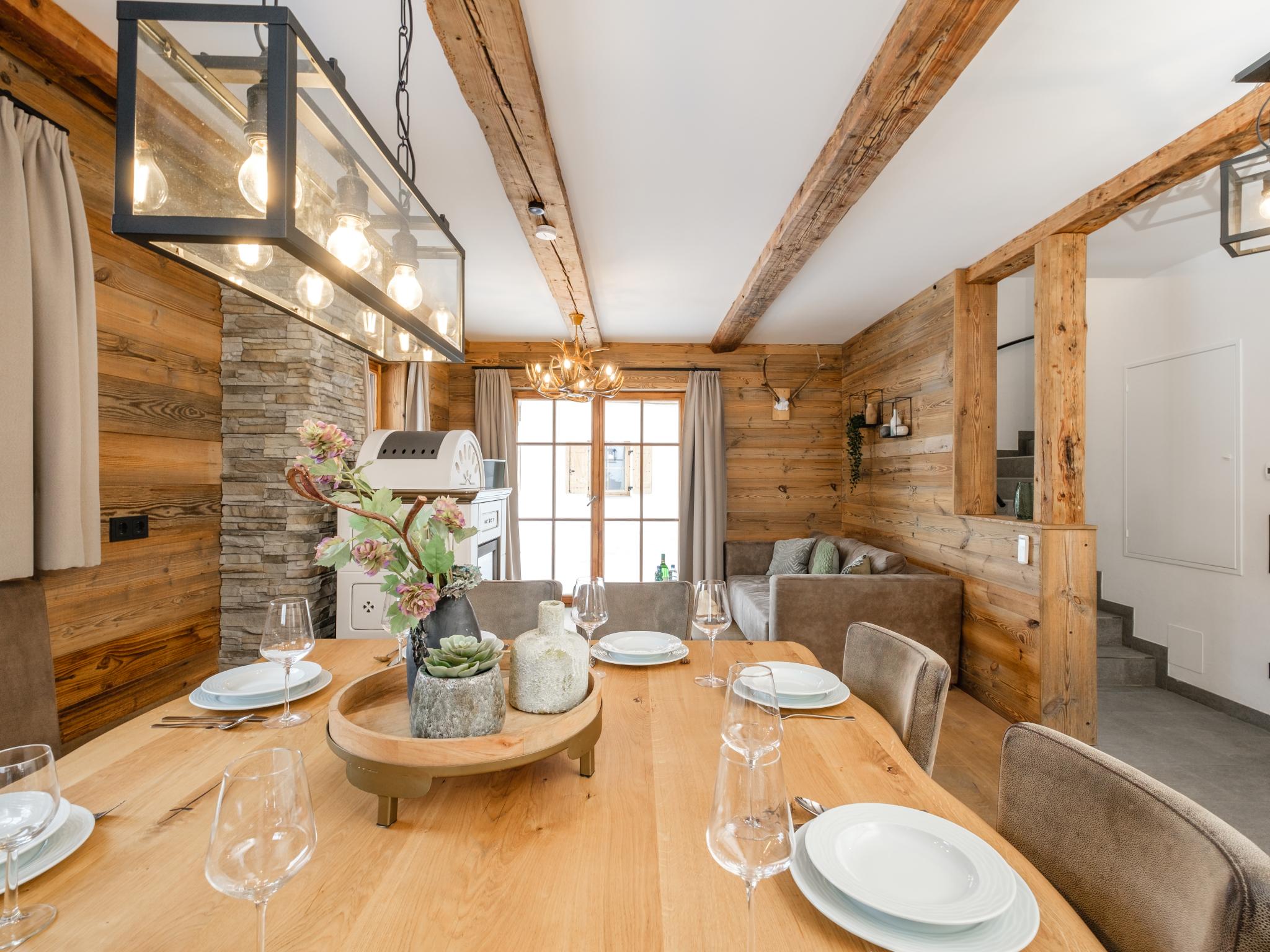 Outdoor terrace and views at Chalet Paul in Katschberg