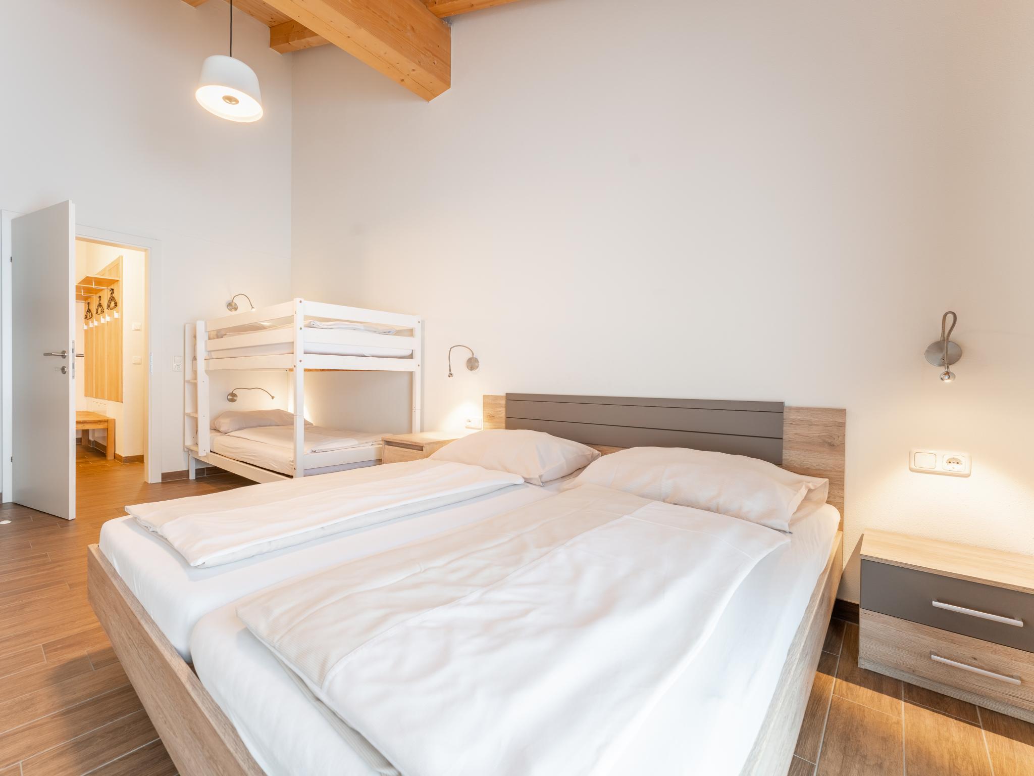 Bathroom facilities at Emma Top 3 XL in Dienten