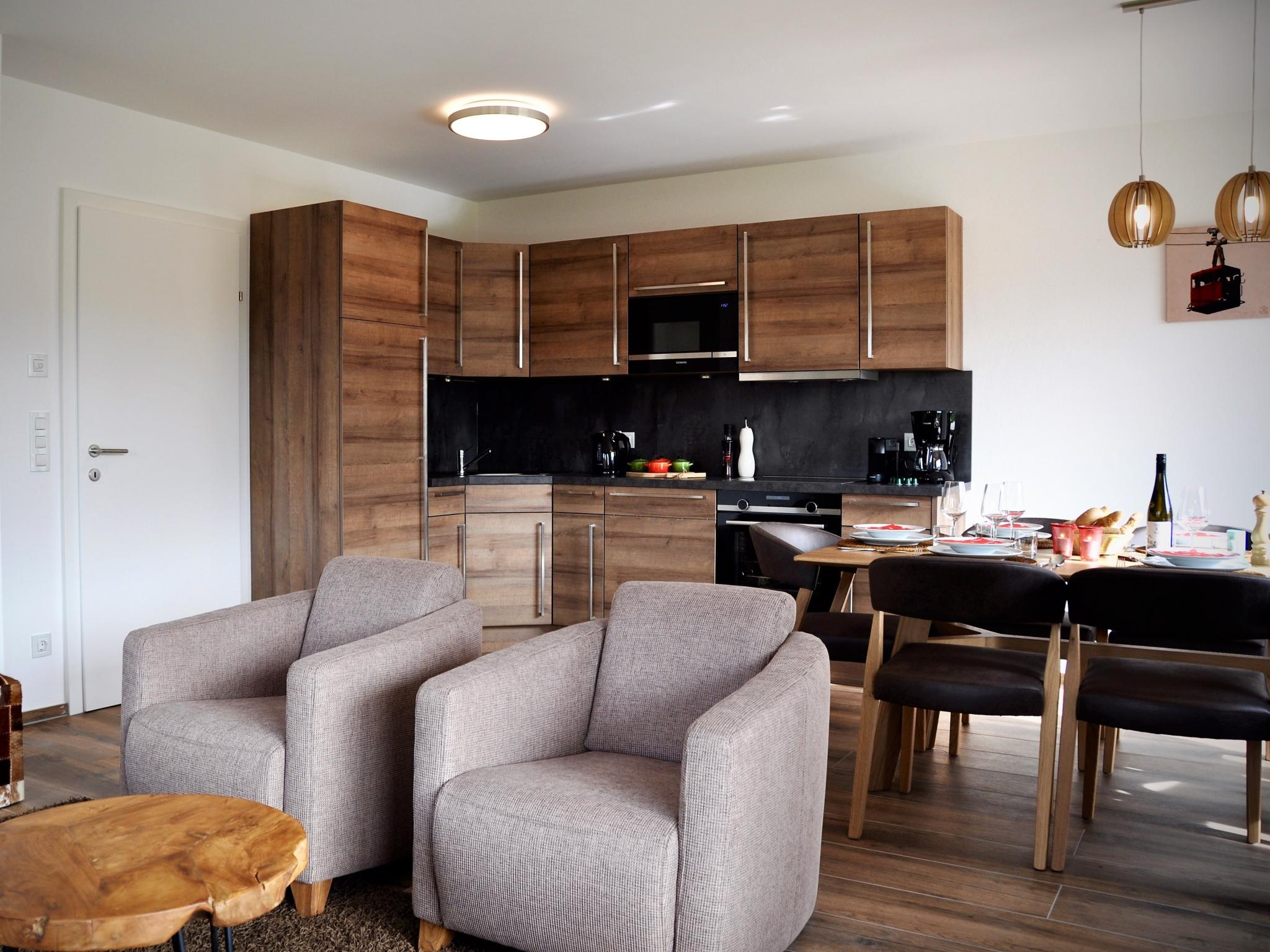 Modern kitchen at Bergblick in Werfenweng