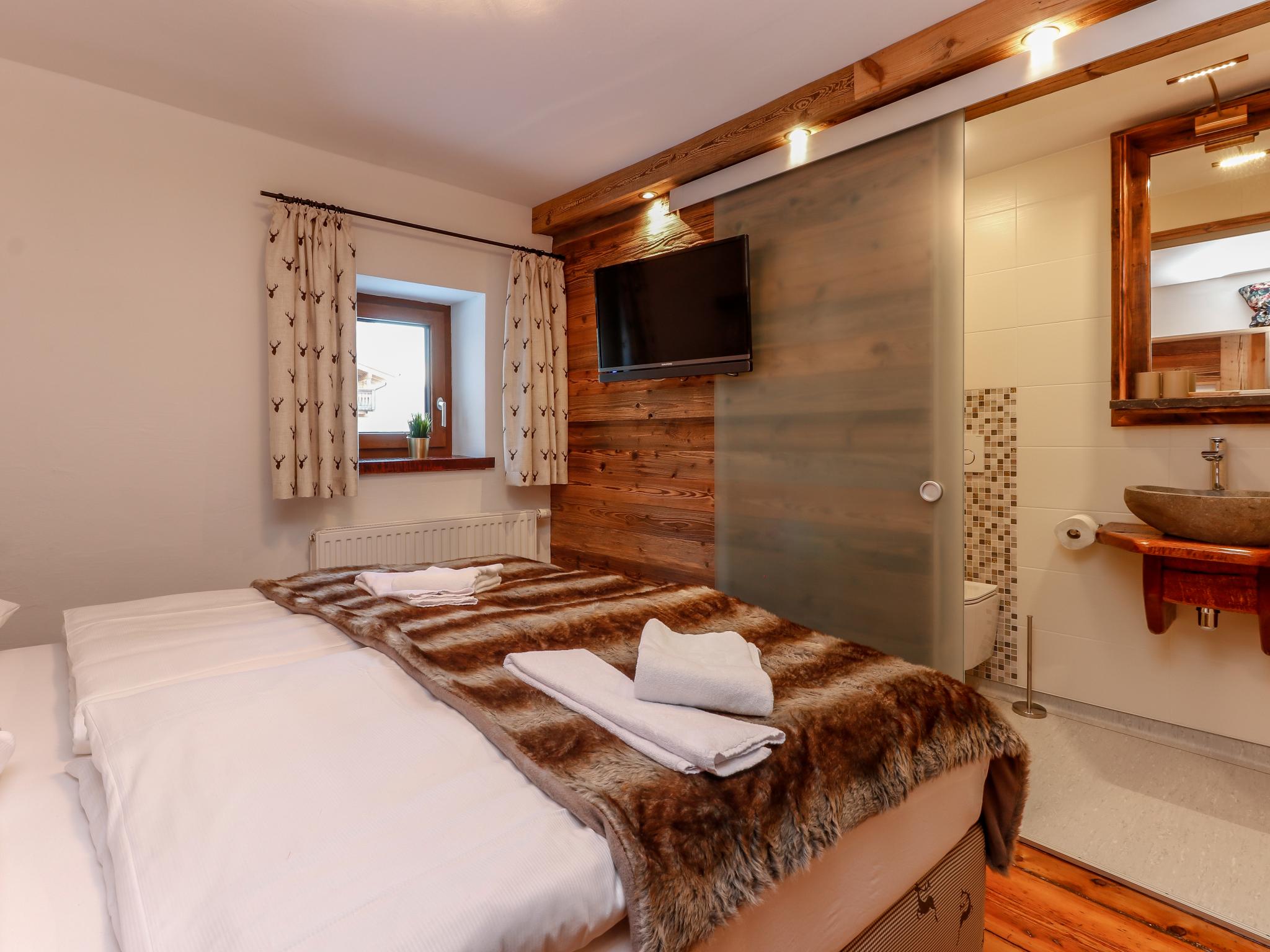 Outdoor terrace and views at Seidlwinkel in Rauris