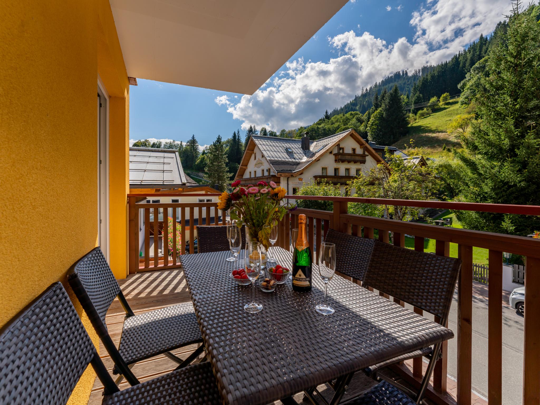 Bedroom with comfortable beds at Emma Top 1 in Dienten