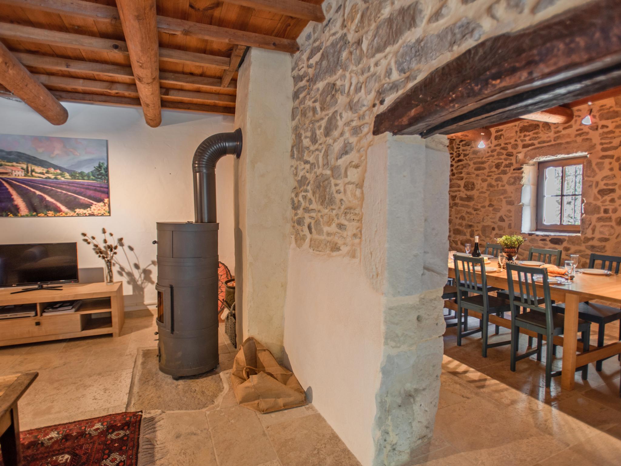 Bathroom facilities at Tauleigne in Bollène