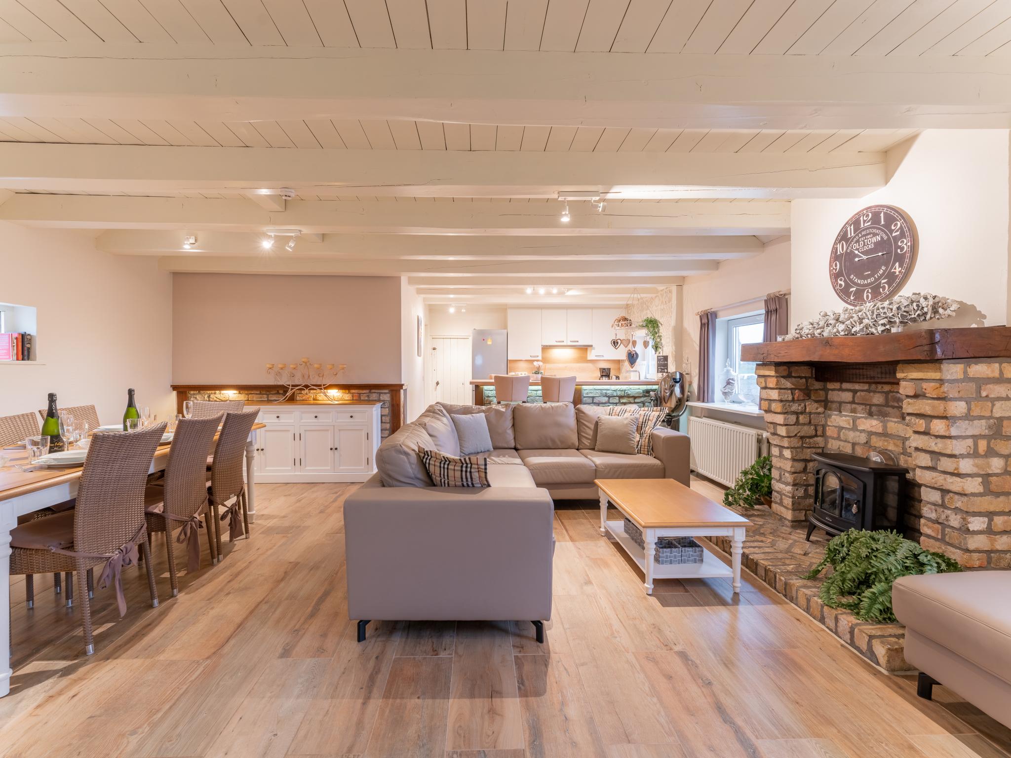 Outdoor terrace and views at De Lange Dreve in Middelkerke