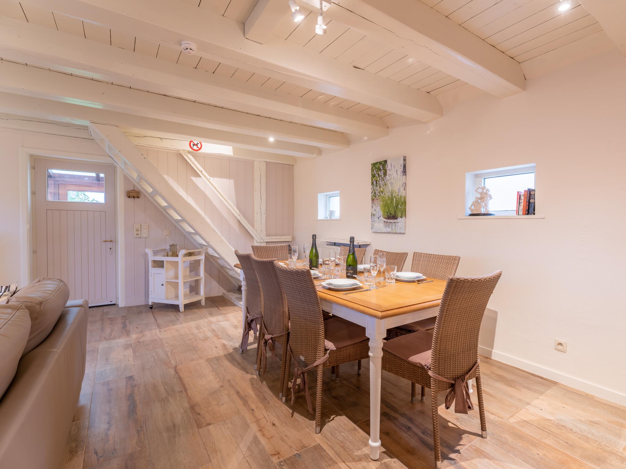 Modern kitchen at De Lange Dreve in Middelkerke