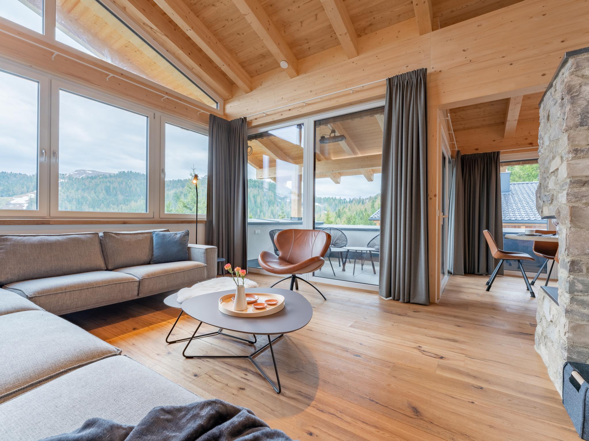 Swimming pool area at Ibex panorama Lodge in Turracher Höhe