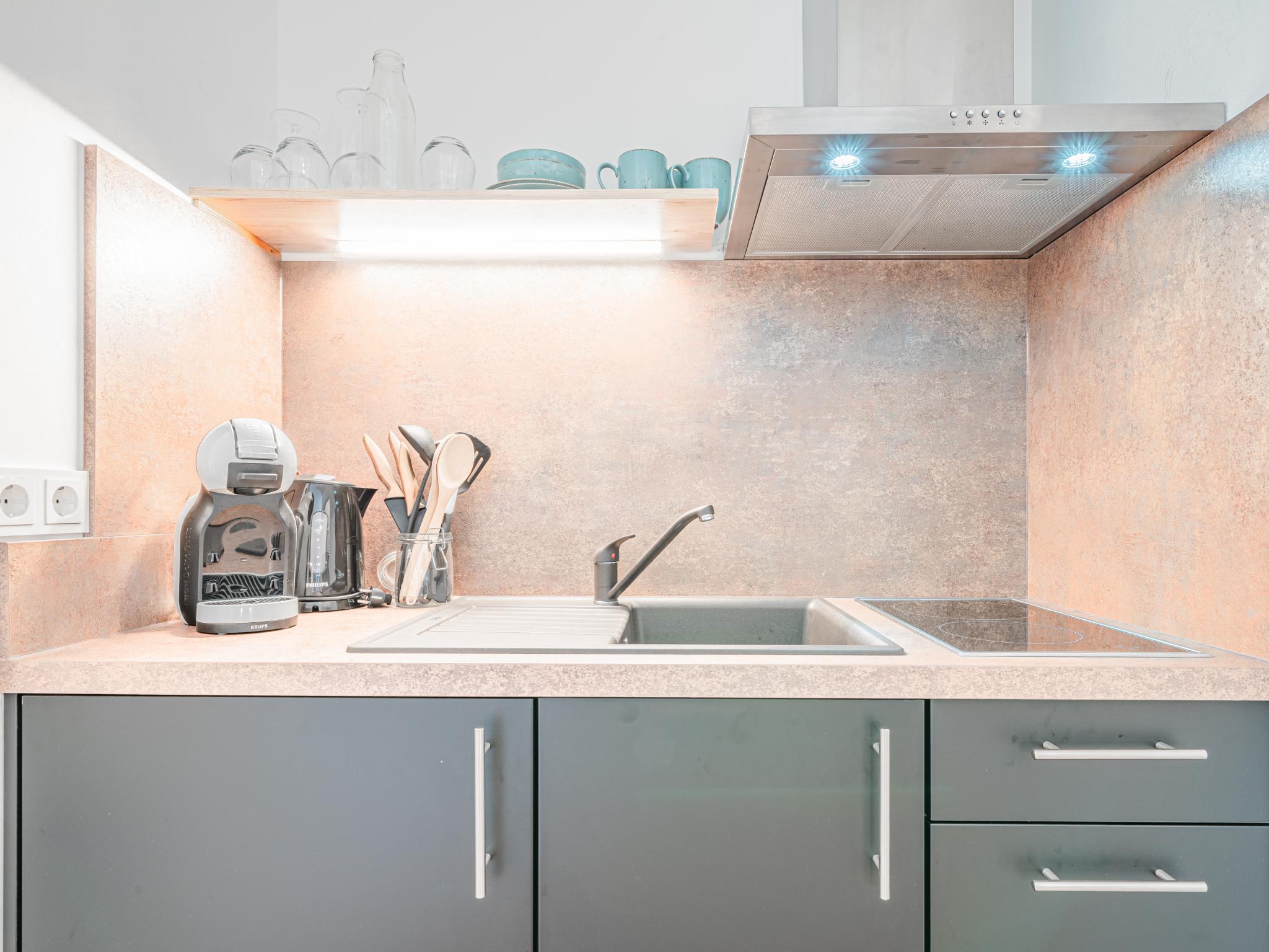 Swimming pool area at Tirola Bude Resi Top 1 in Hopfgarten im Brixental