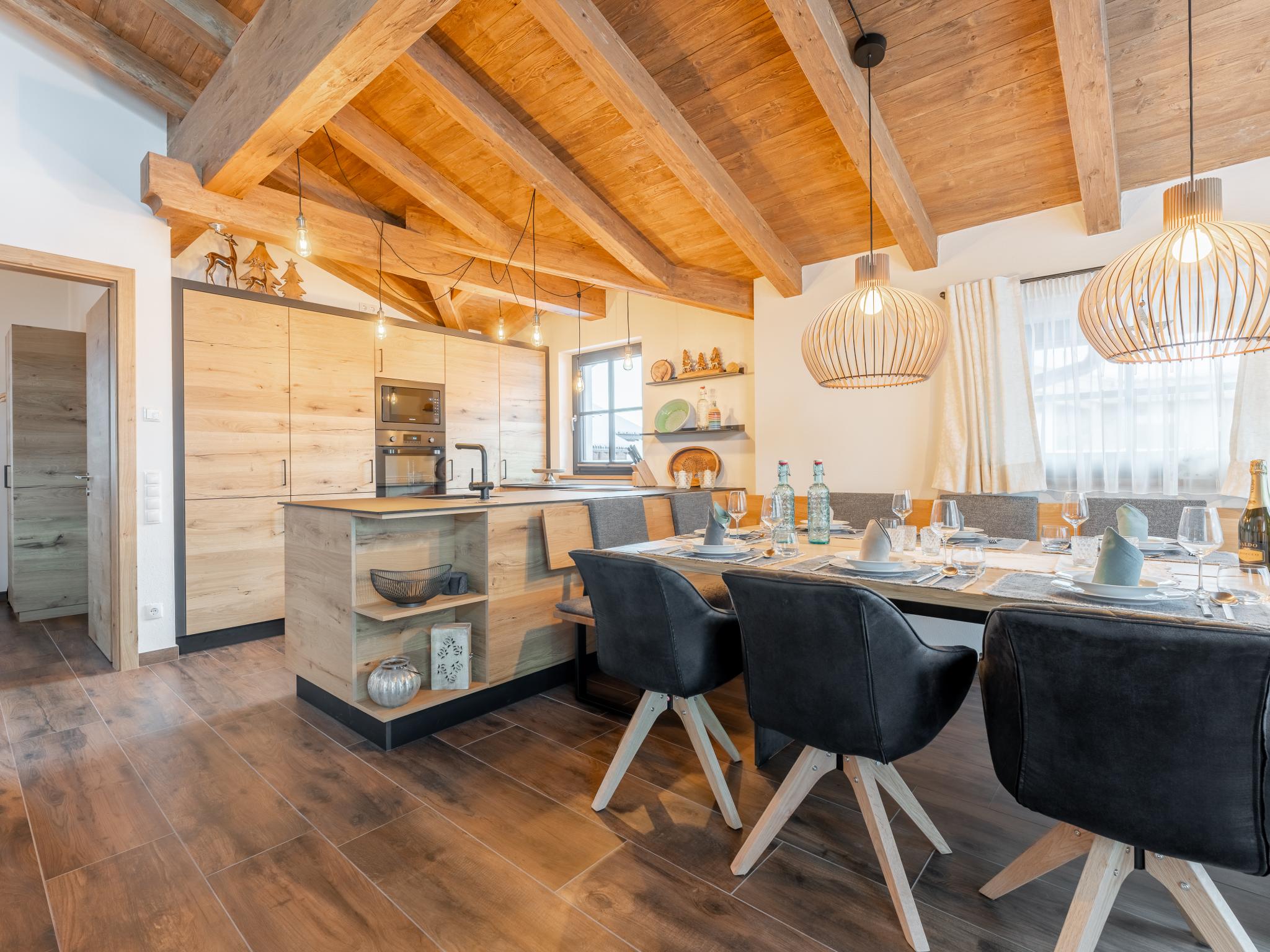 Swimming pool area at Tauernlodge Carpe Diem in Niedernsill