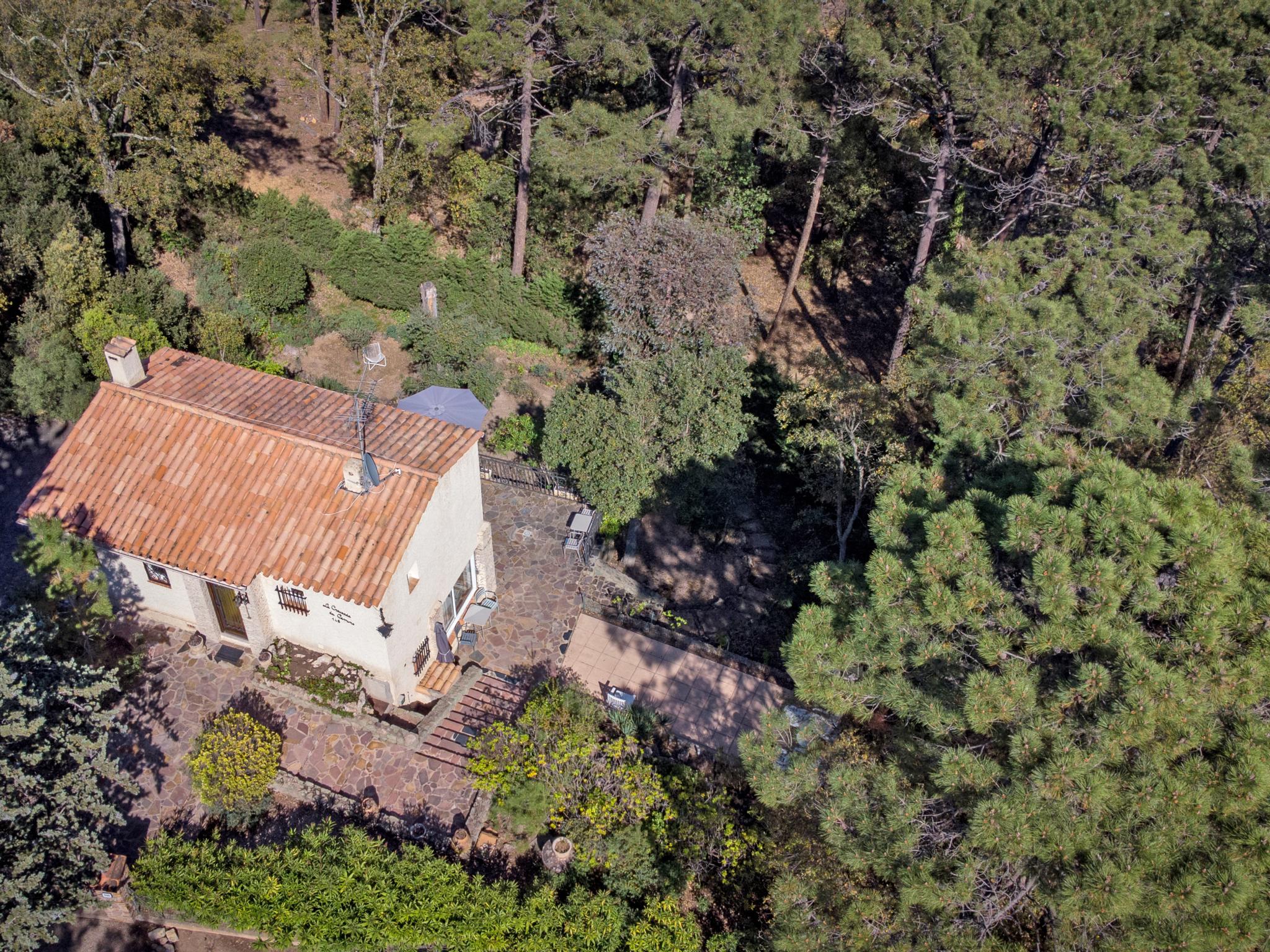 Modern kitchen at Le Capitou in Fréjus