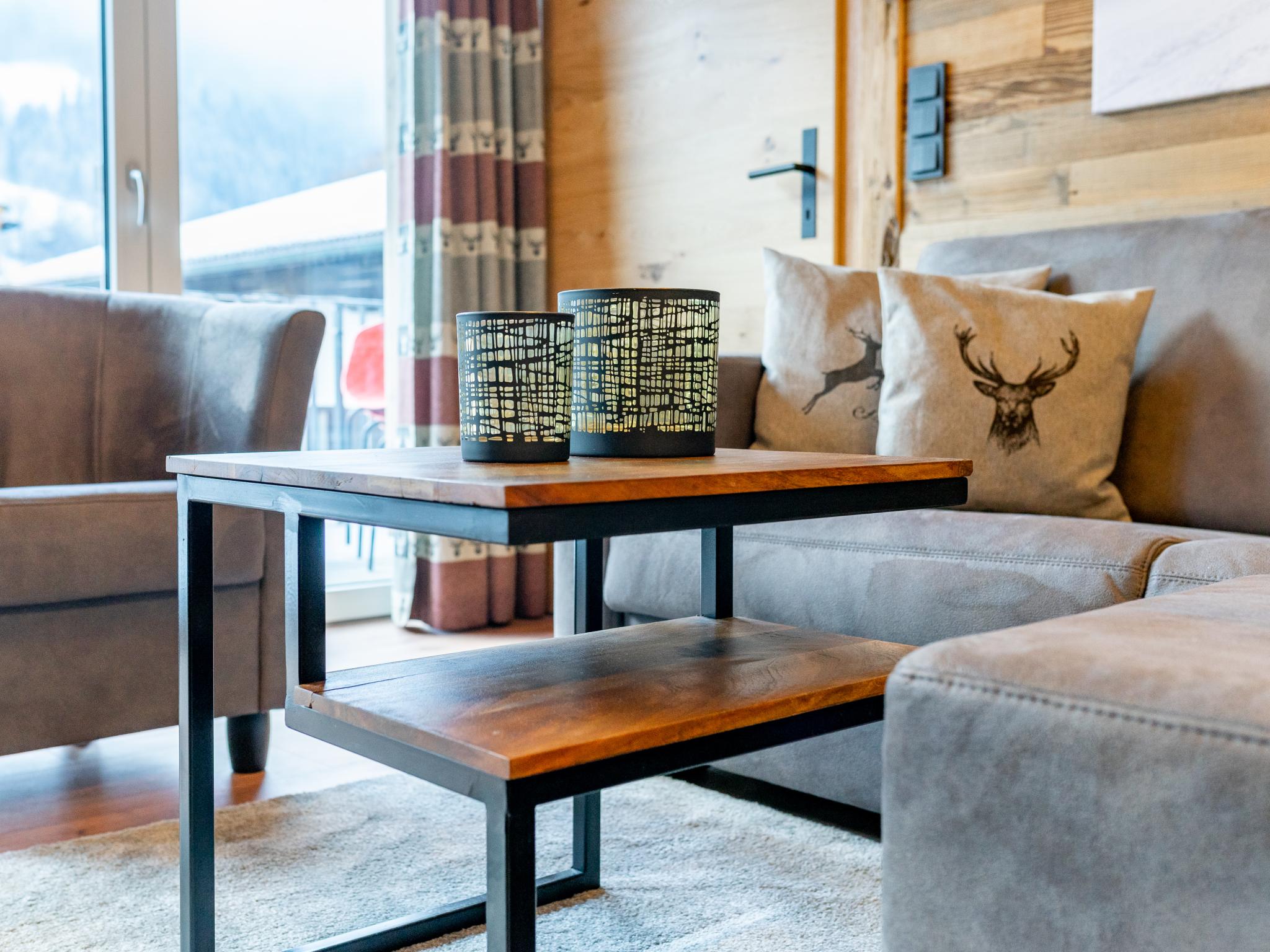 Bathroom facilities at Falken Suites TOP 7 in Kaprun