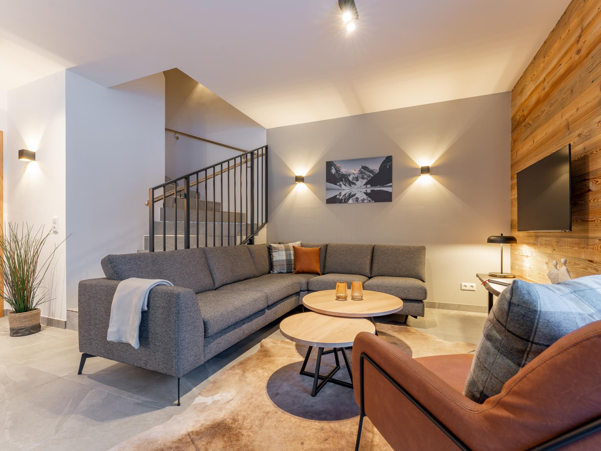 Mountain Chalet Chapeau