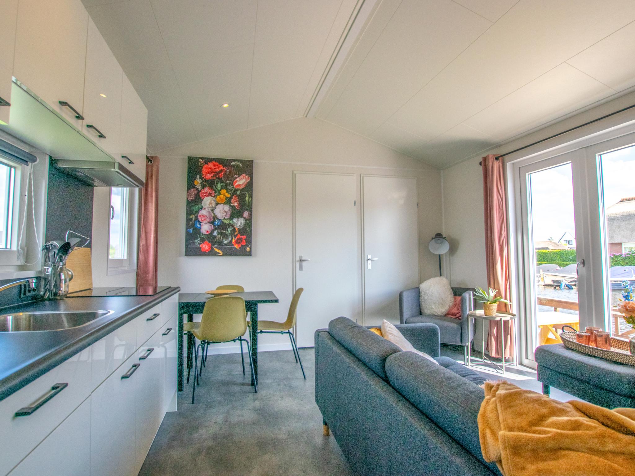 Modern kitchen at Grote Karekiet 24-30 in Breukelen