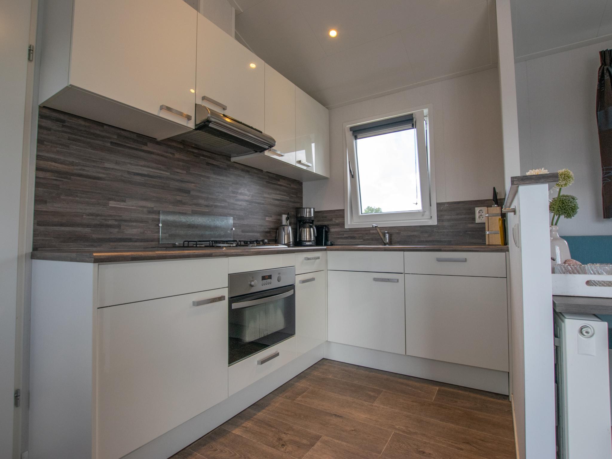 Swimming pool area at Purperreiger 24-34 in Breukelen