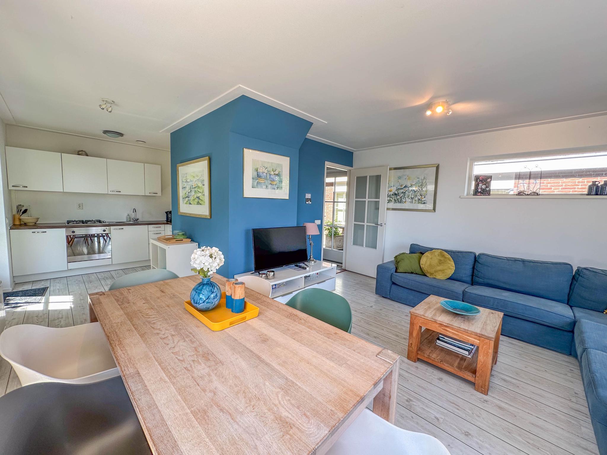 Outdoor terrace and views at Zwaan 24-7 in Breukelen