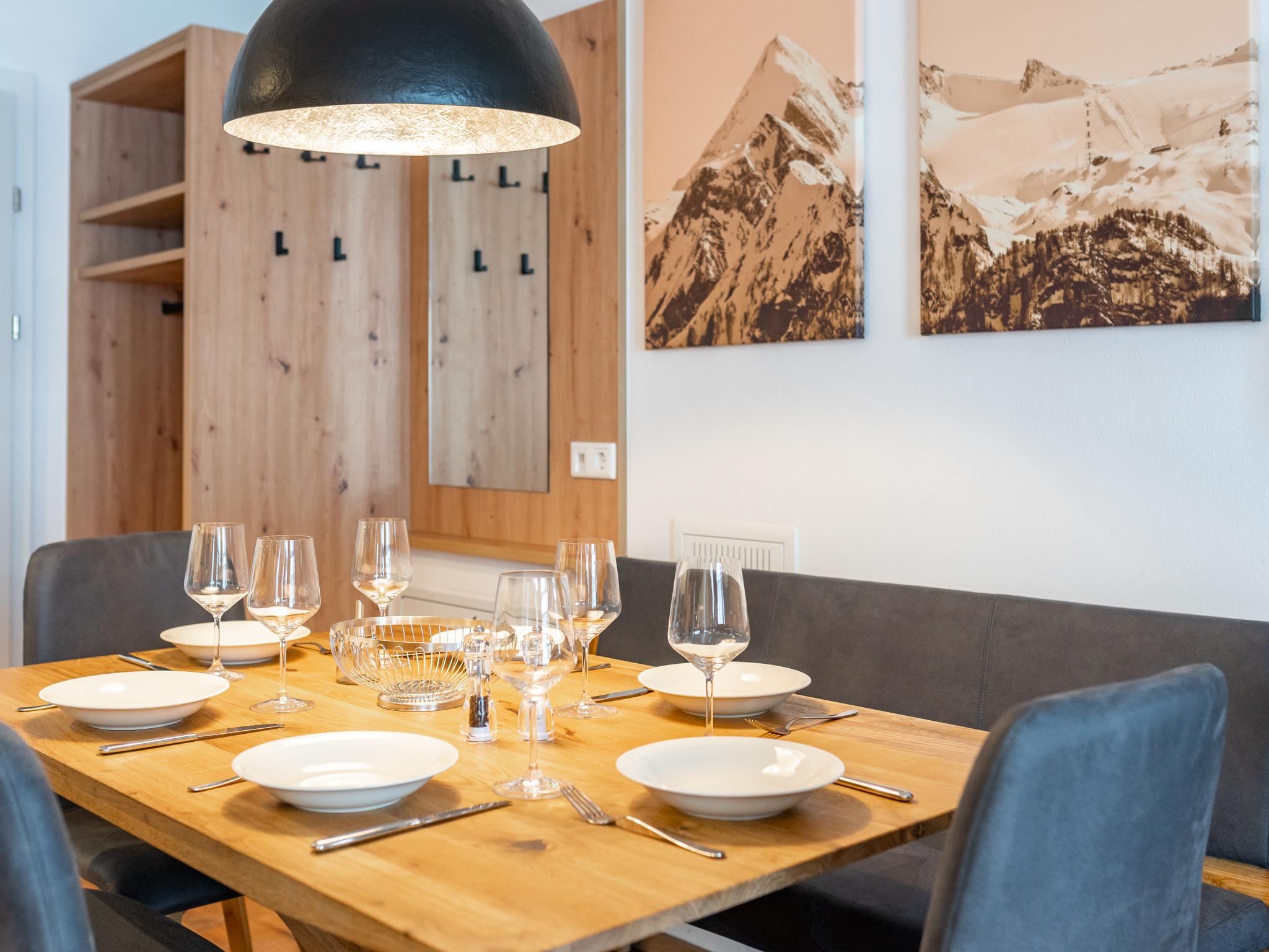 Outdoor terrace and views at Falken Suites TOP 4 in Kaprun