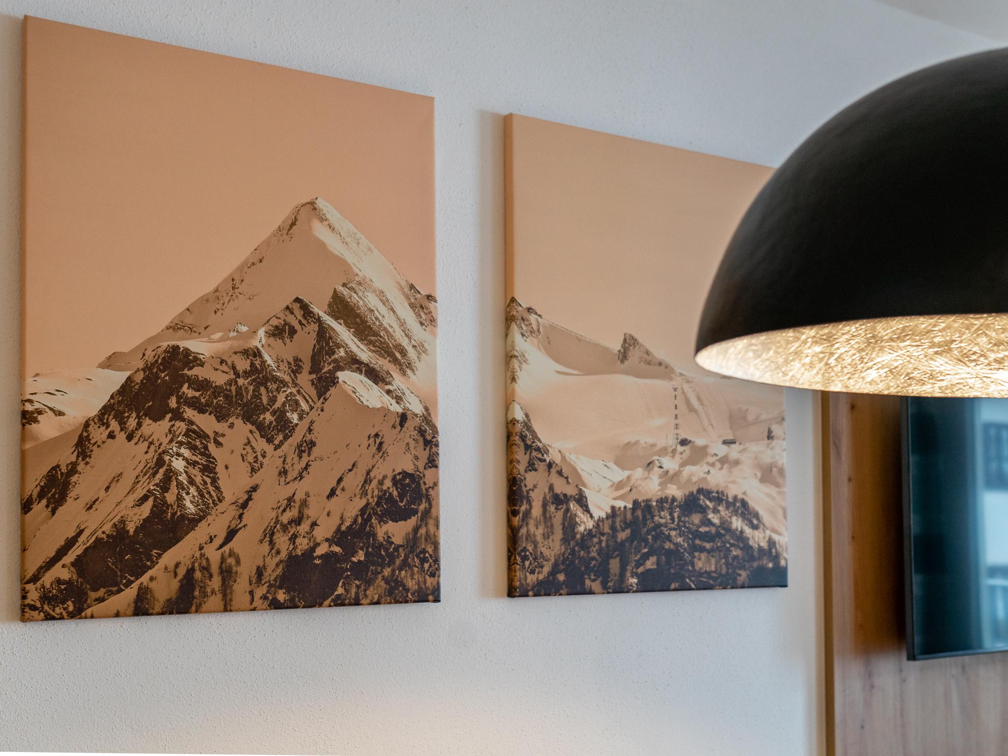 Bathroom facilities at Falken Suites TOP 4 in Kaprun