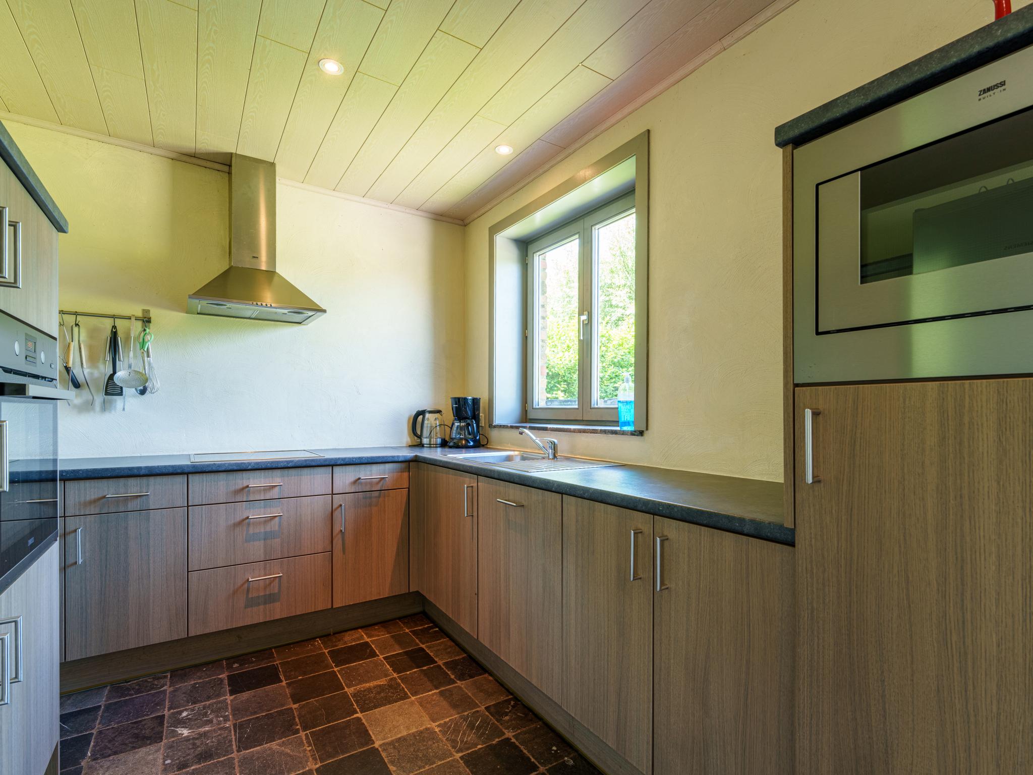 Modern kitchen at Meeuwenoord in Middelkerke