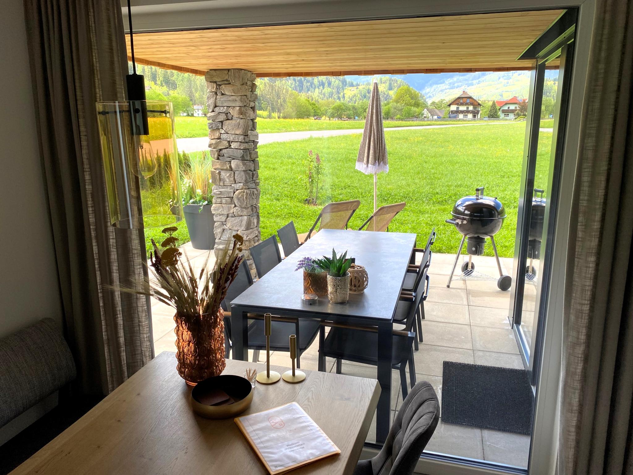 Living area at Mountain Chalet Esttes in Kreischberg