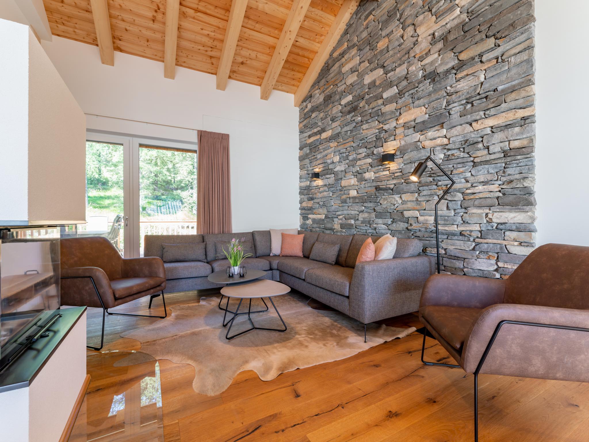 Modern kitchen at Atemlos Mountain Chalet in Turracher Höhe
