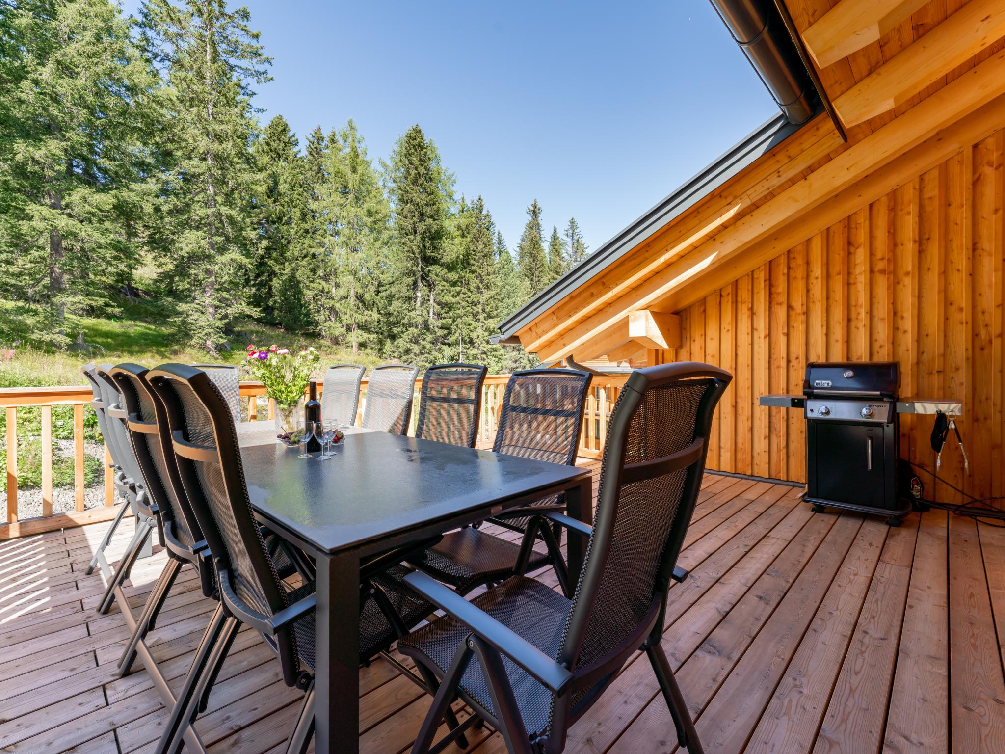 Bedroom with comfortable beds at Atemlos Mountain Chalet in Turracher Höhe