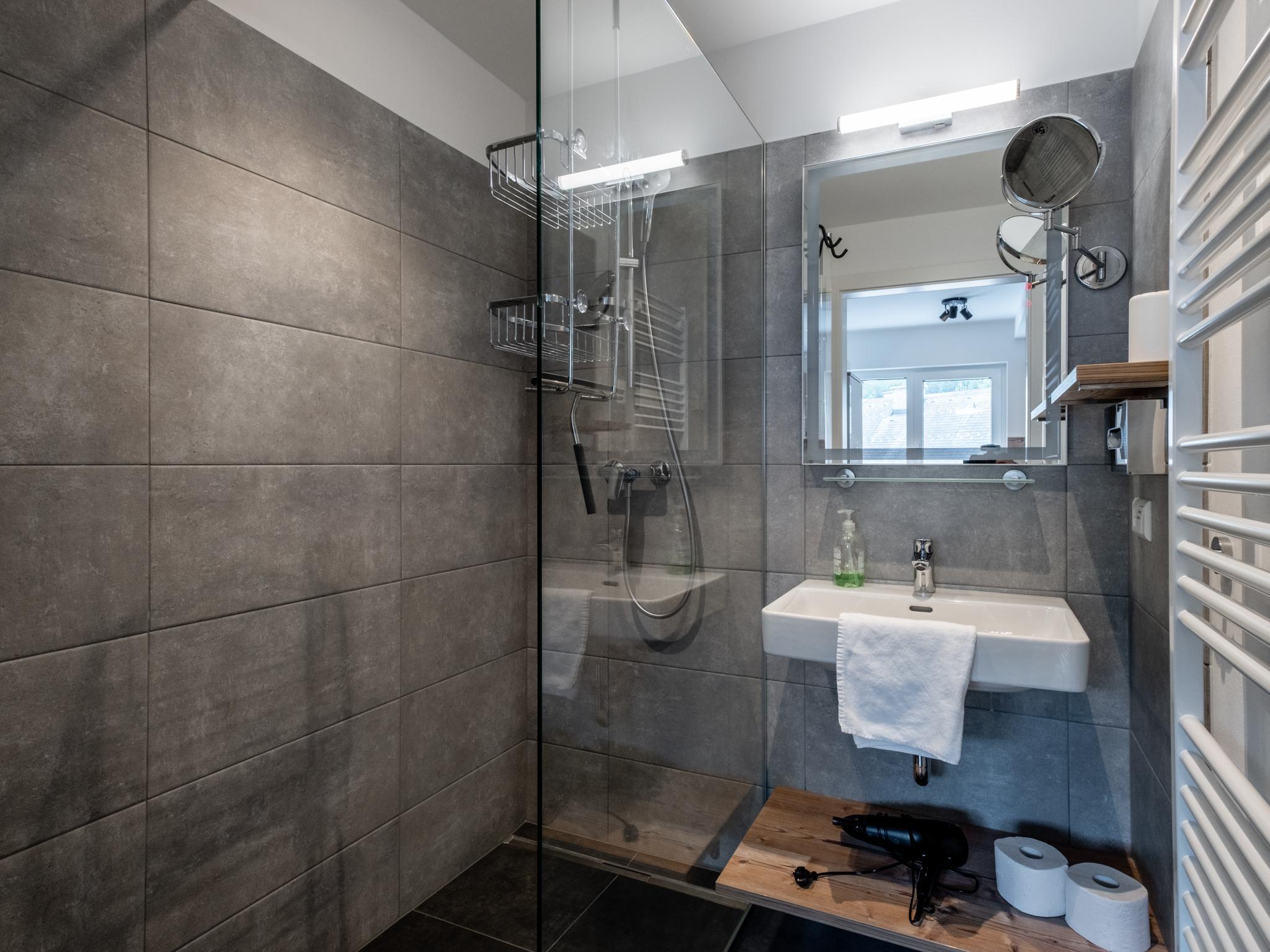 Swimming pool area at Ski Nature Apartment Lungau Top 15 in Mauterndorf