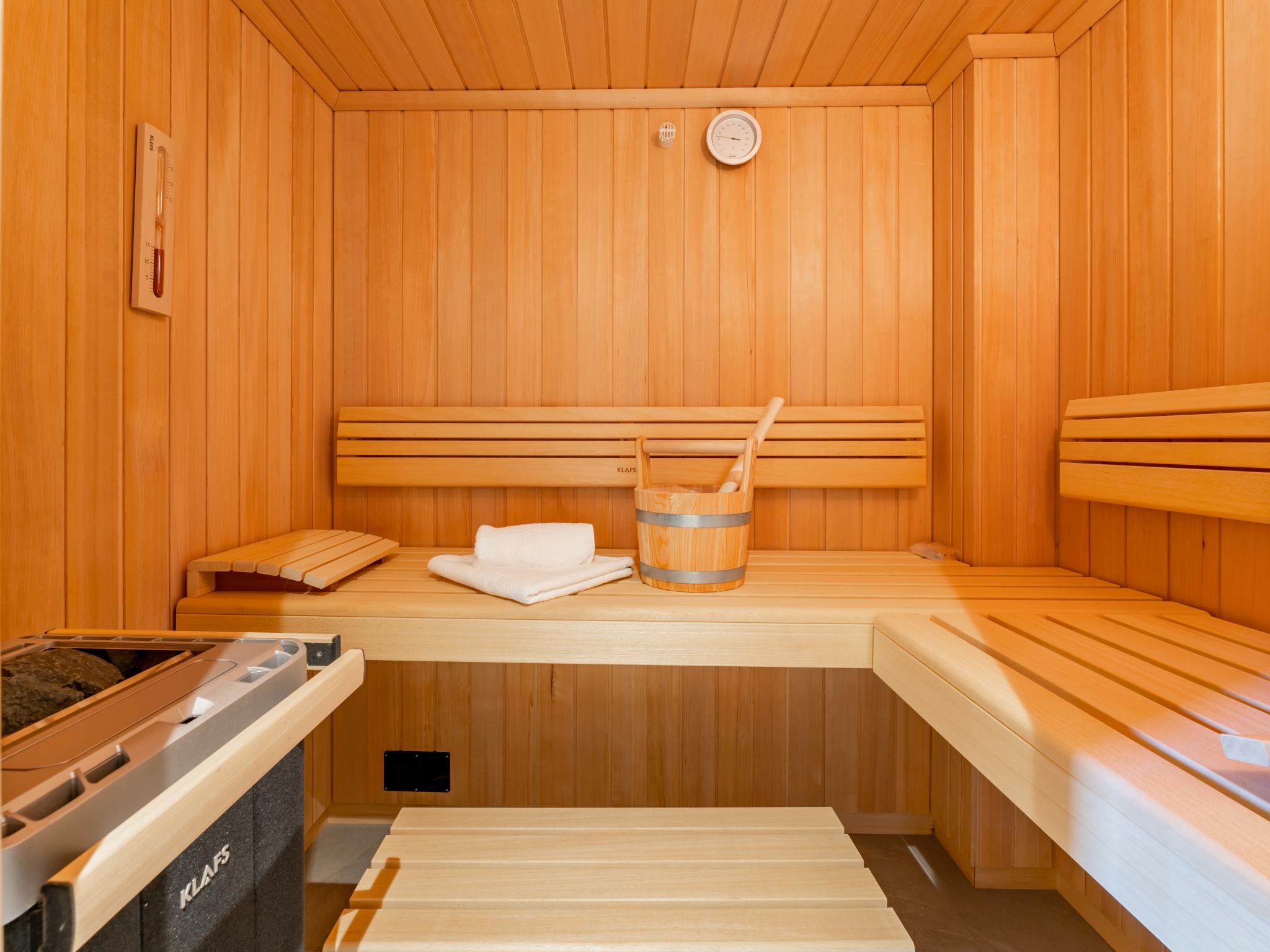 Swimming pool area at Silas Mountain Chalet in Turracher Höhe