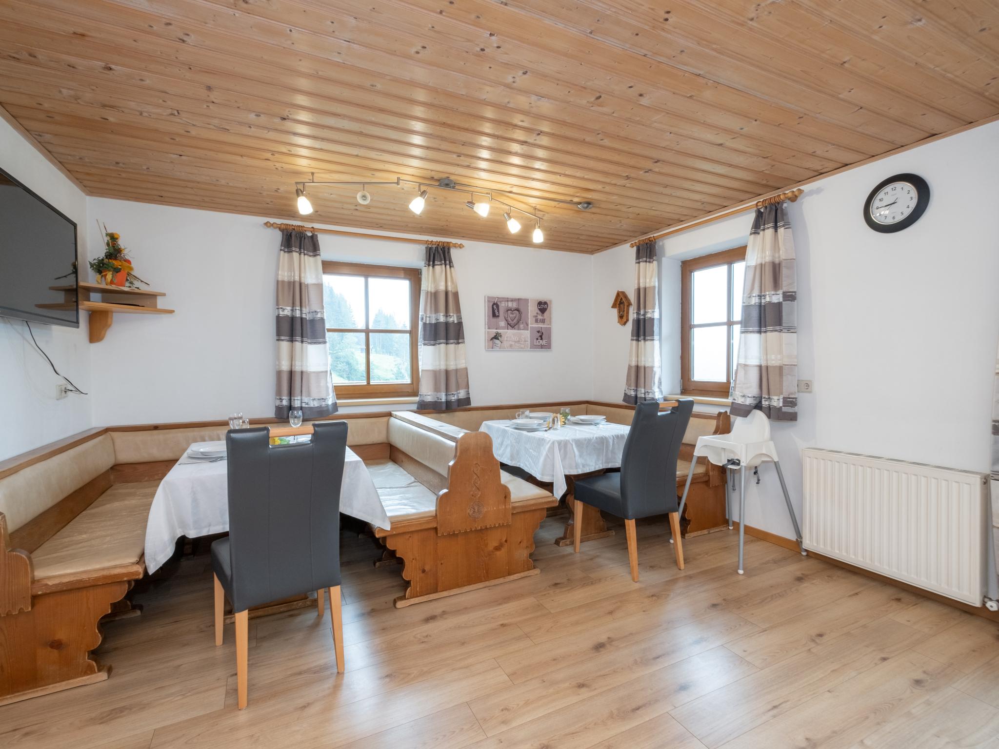 Modern kitchen at Haus Durchegg OG in Wagrain