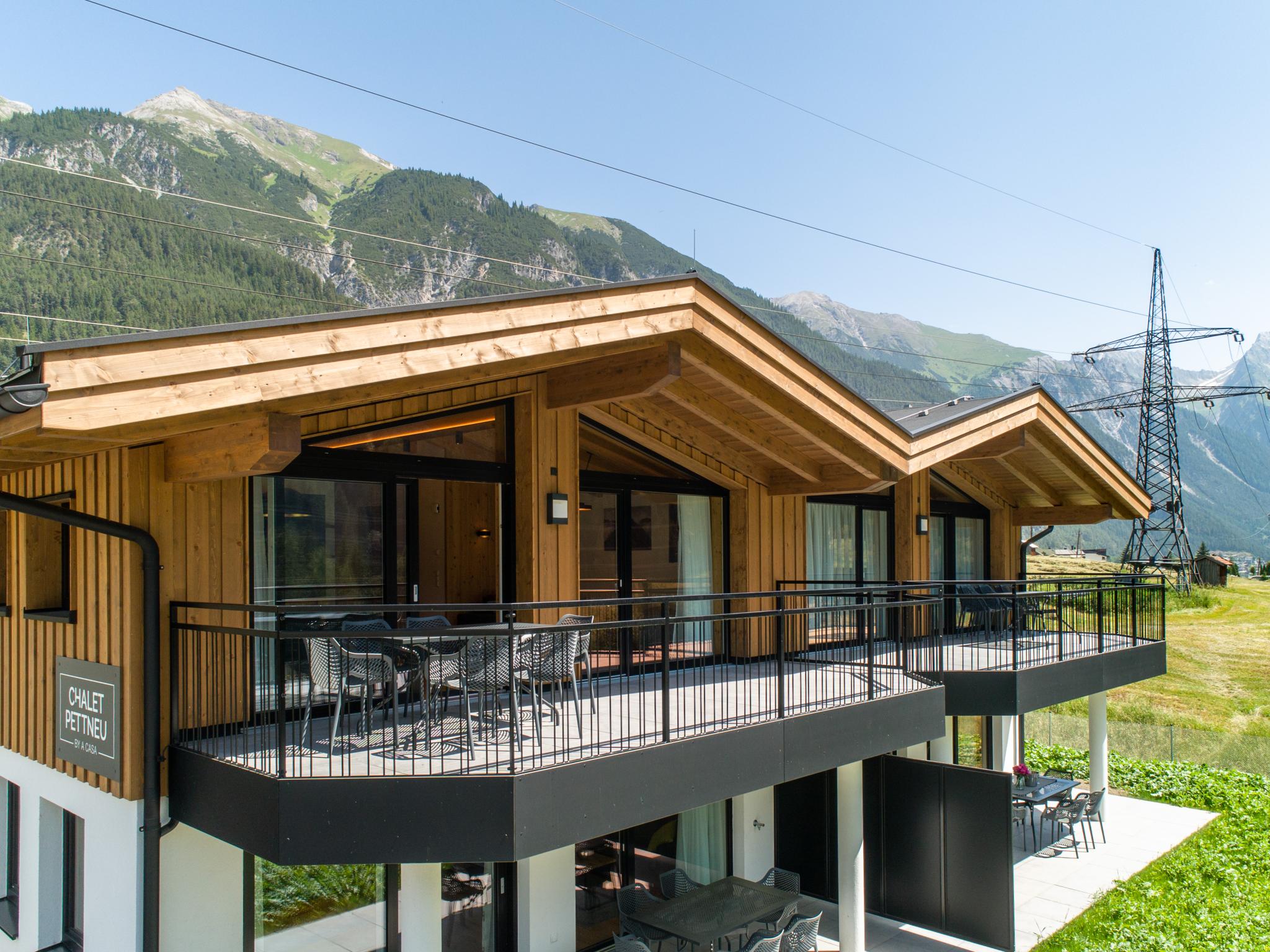Living area at Chalet Pettneu am Arlberg - Top 3 in Sankt Anton am Arlberg