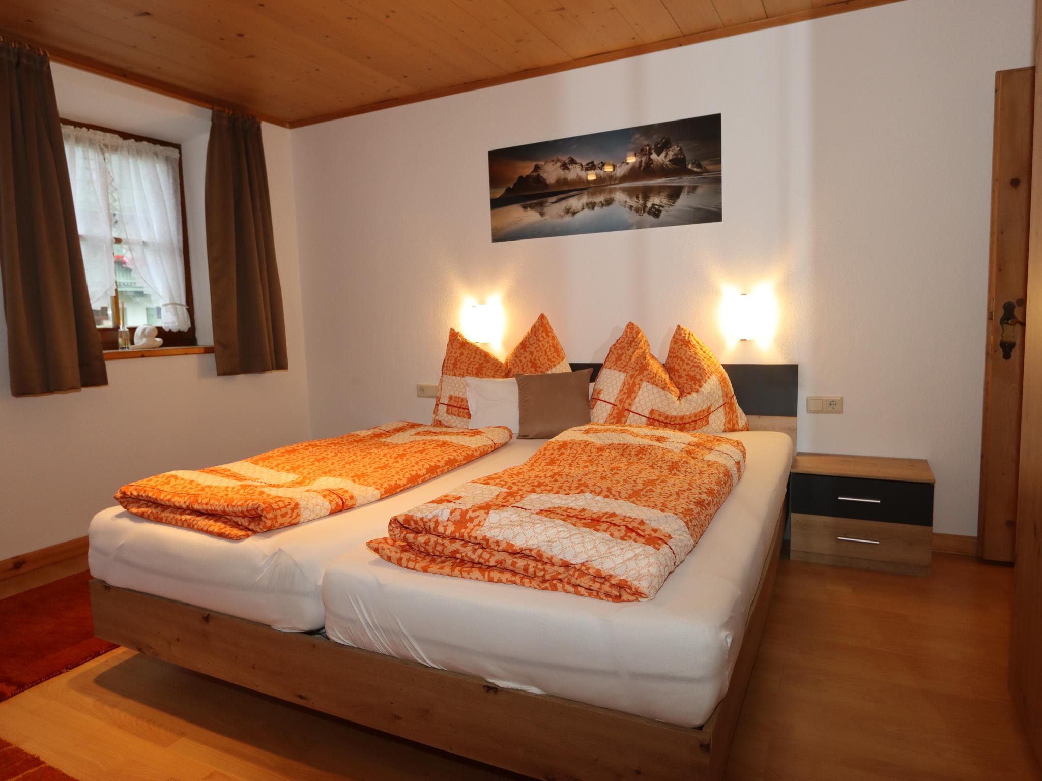 Bathroom facilities at Beim Zuntl II in Ehrwald