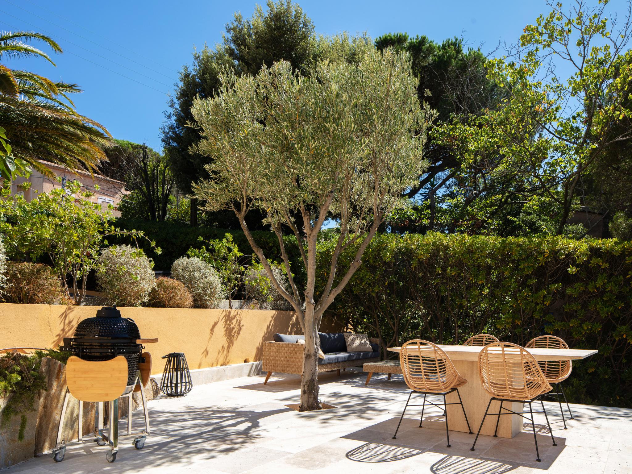 Modern kitchen at Golf et Mer C5 in Sainte Maxime