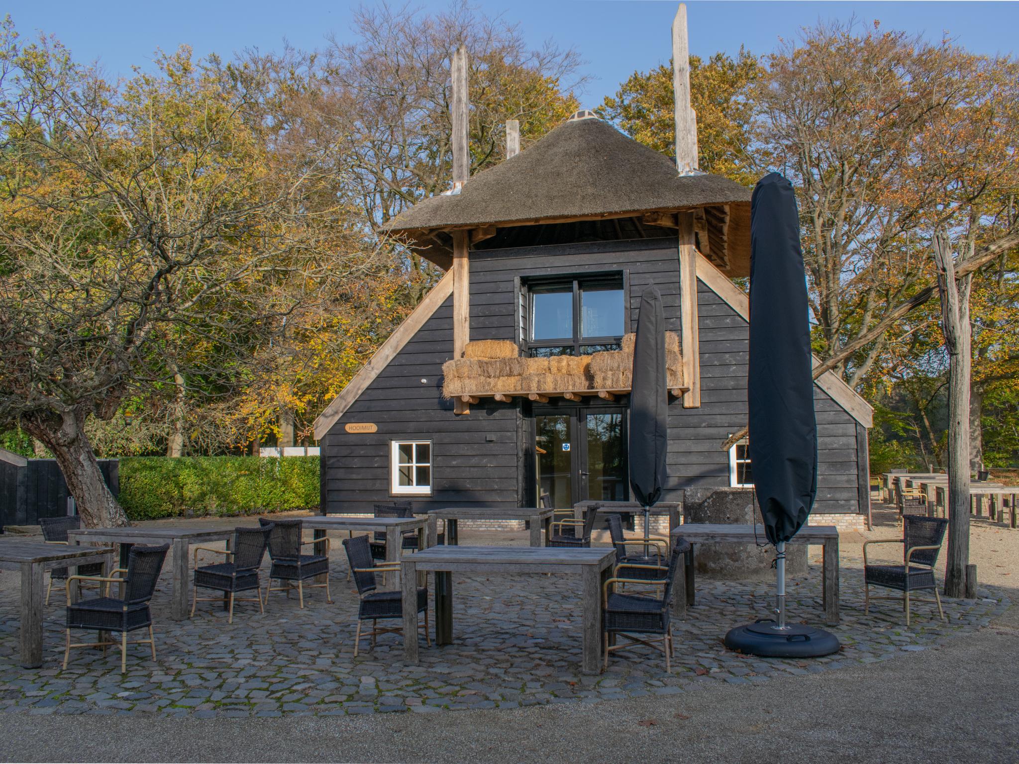 Modern kitchen at Jager en Hooimijt xl in Ulvenhout (AC)