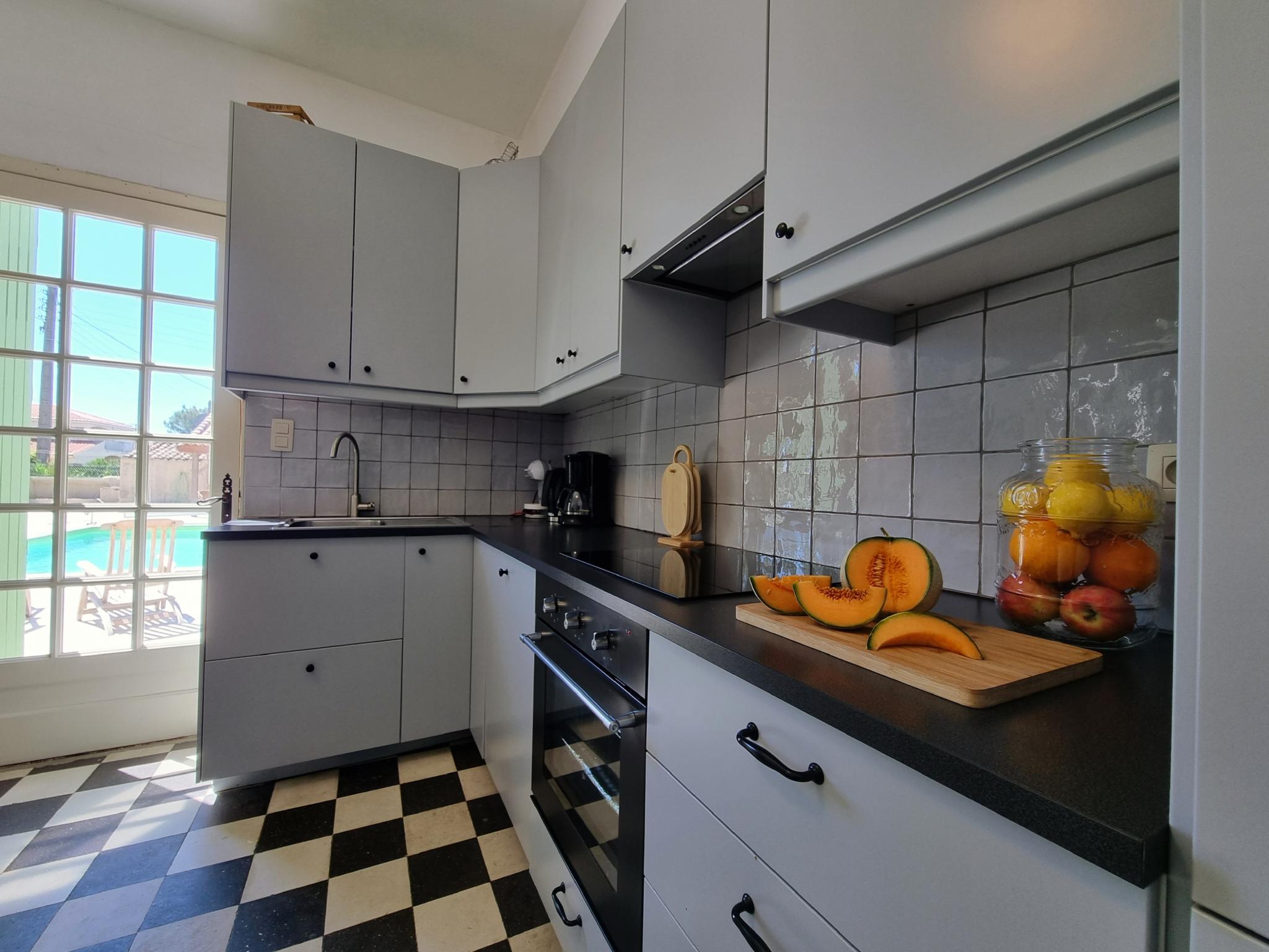 Modern kitchen at Printemps in Olonzac