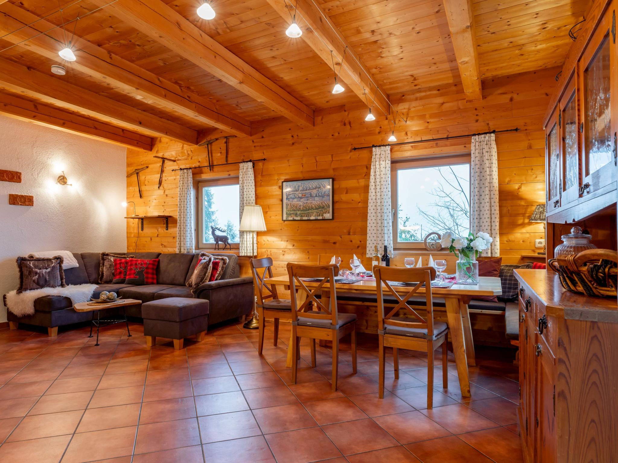 Modern kitchen at Lisa und Emely in Piesendorf